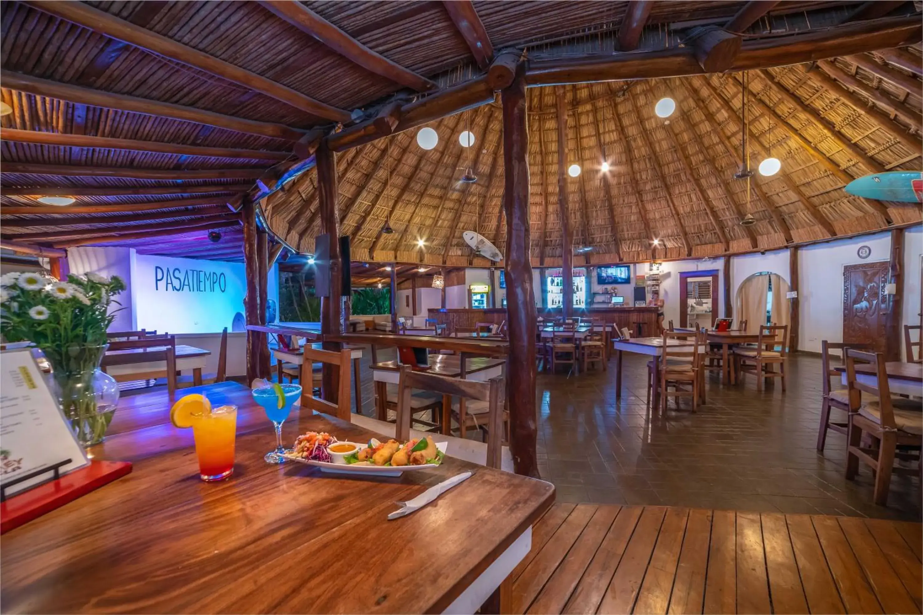 Restaurant/places to eat in Hotel Pasatiempo Restaurant/places to eat in Hotel Pasatiempo