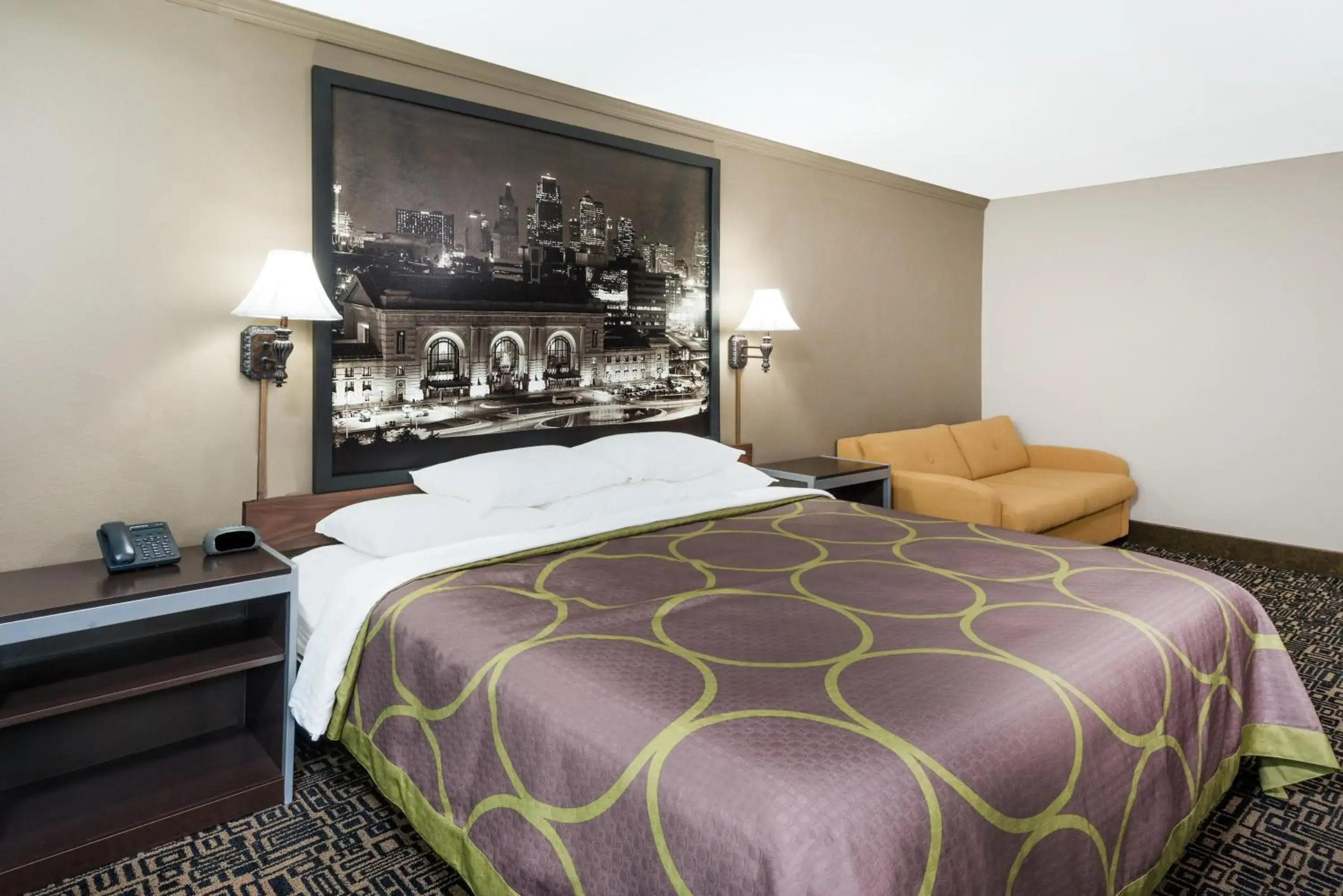 Bedroom, Bed in Super 8 by Wyndham Warrensburg Bedroom, Bed in Super 8 by Wyndham Warrensburg