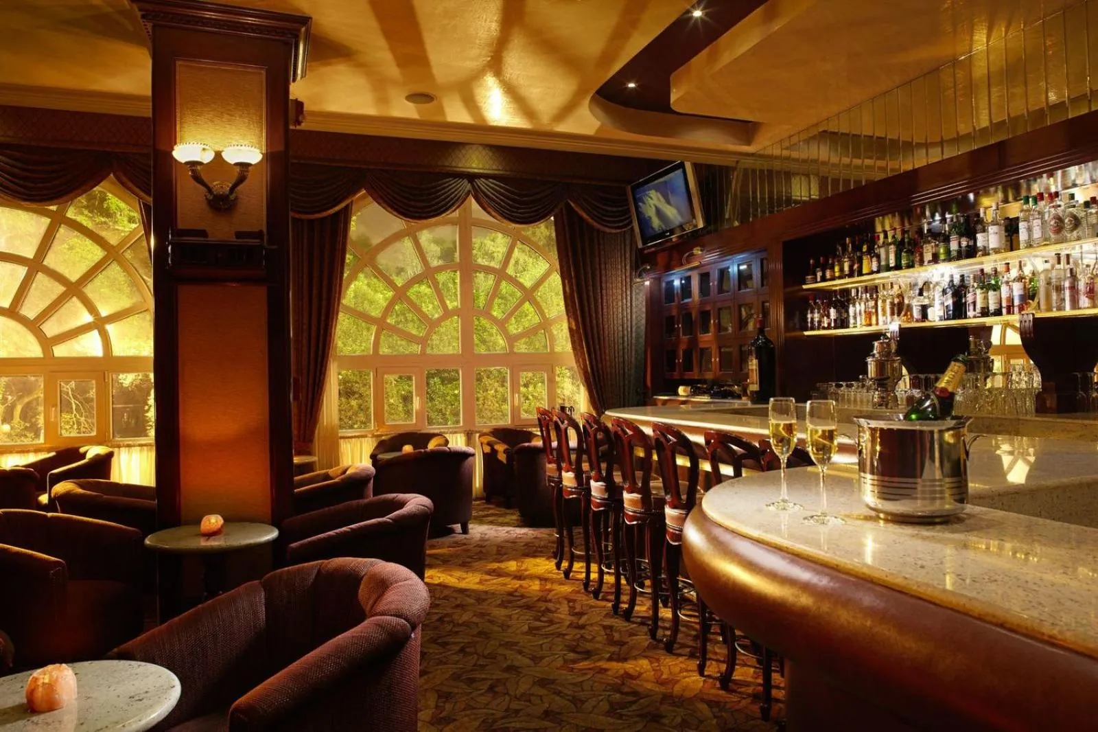 Lounge or bar in The Green Park Hotel Boutique