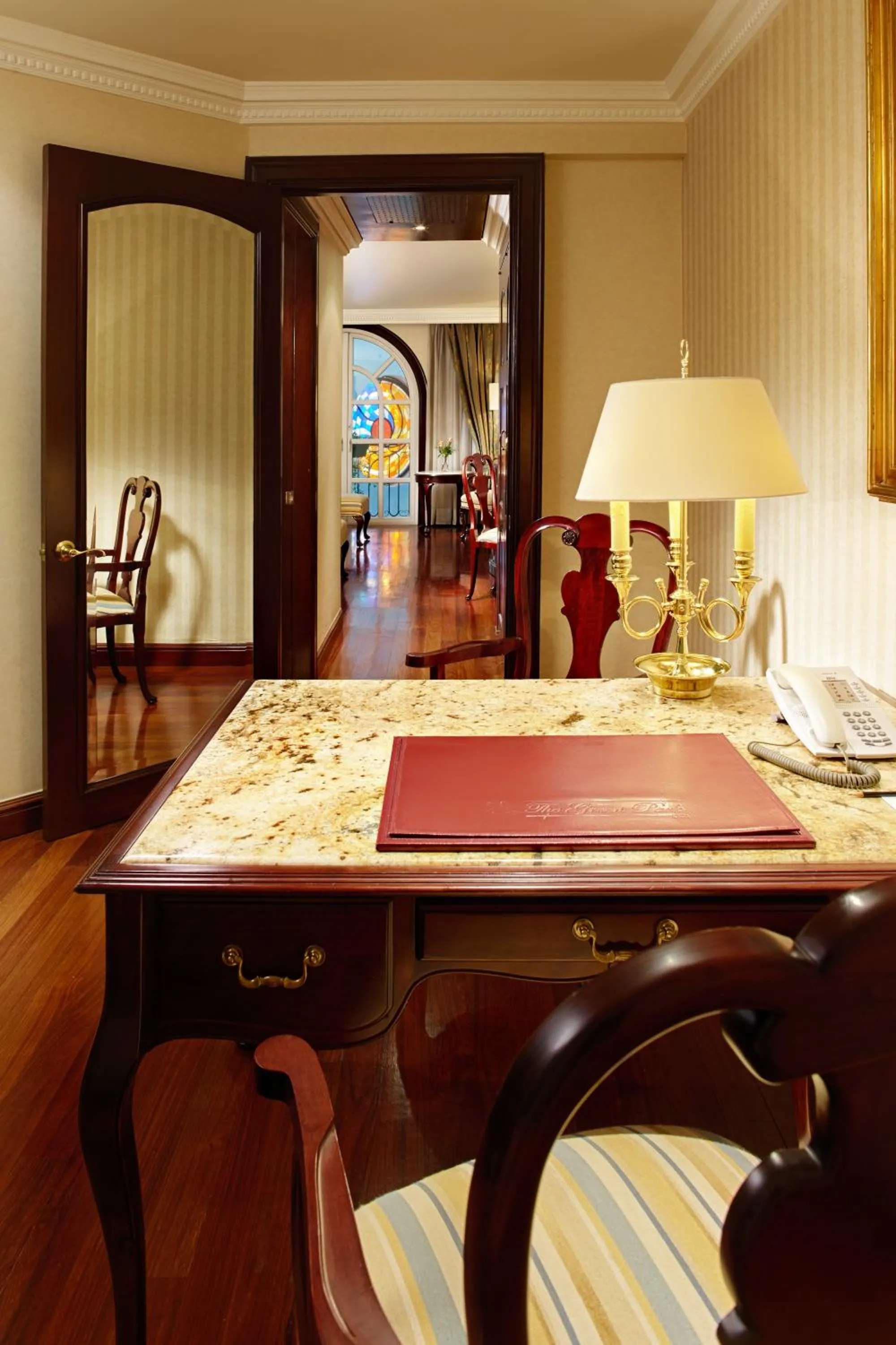 Photo of the whole room in The Green Park Hotel Boutique