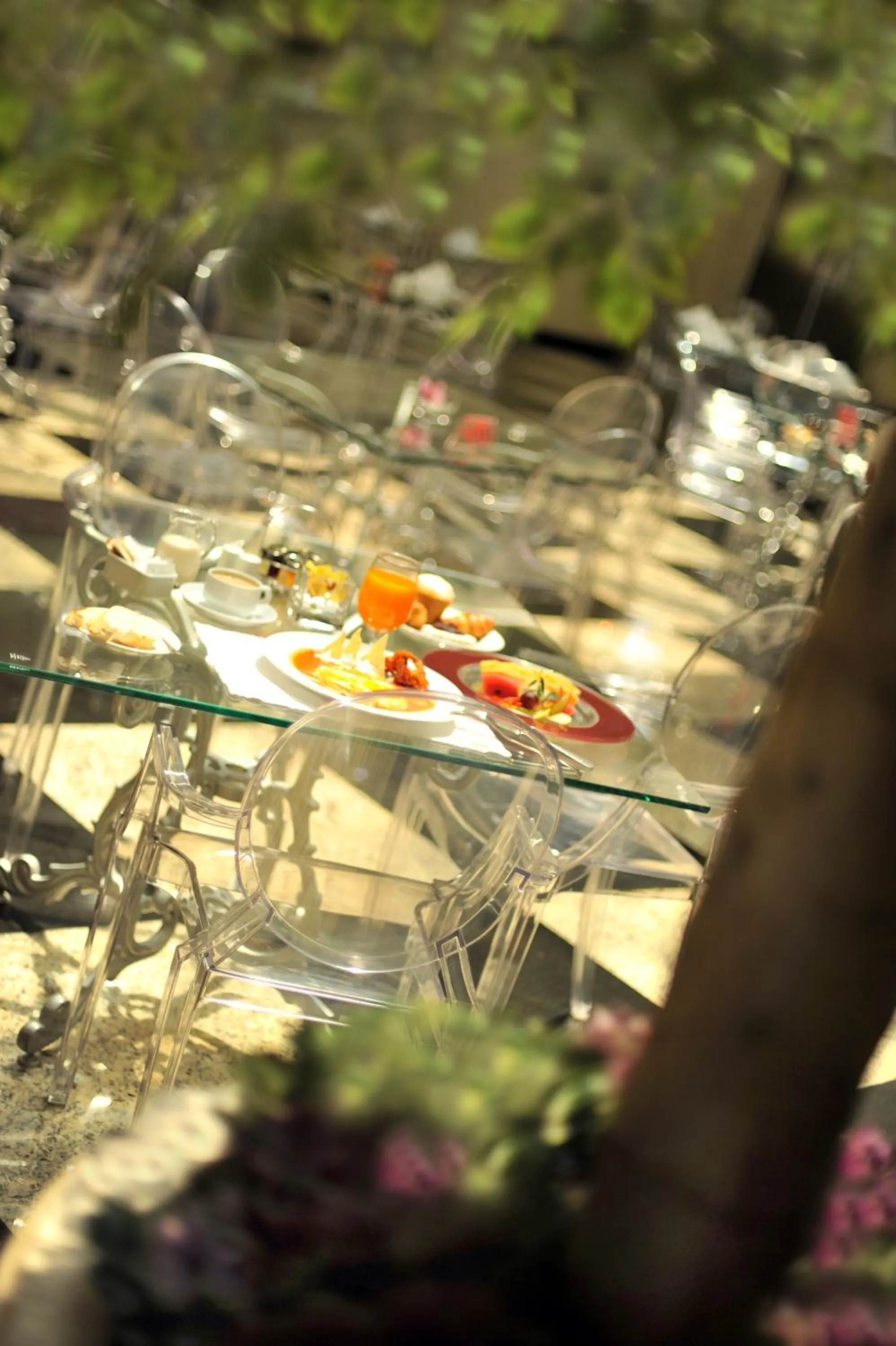 Food and drinks in The Green Park Hotel Boutique