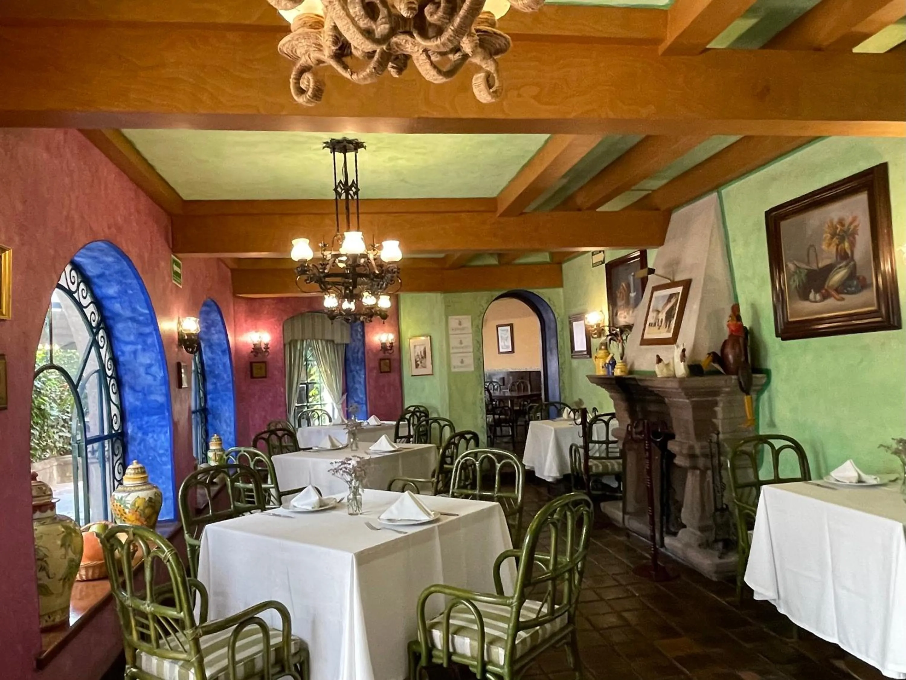 Restaurant/places to eat in Hotel Park Villa