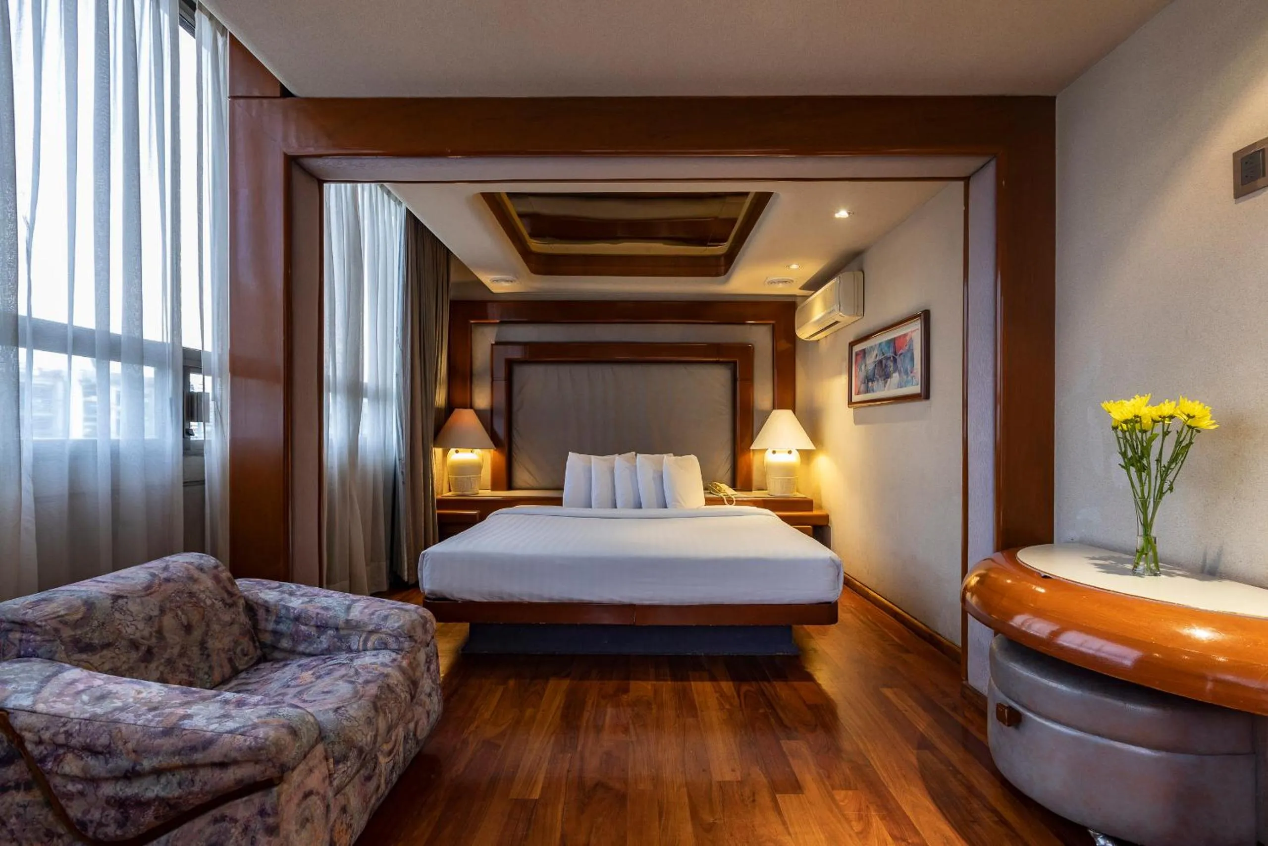 Bed in Hotel Beverly