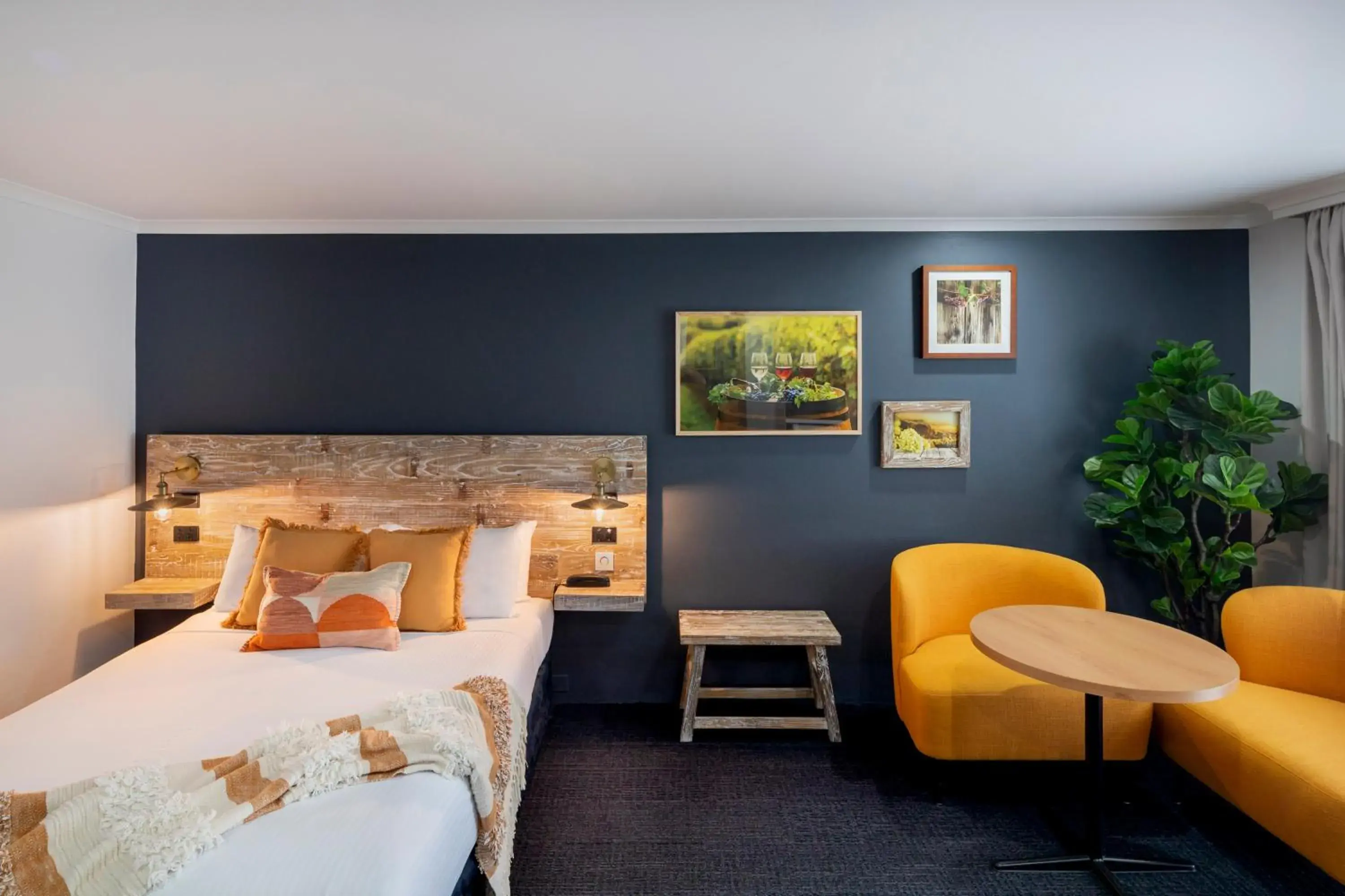 Bed in ibis Styles Orange Bed in ibis Styles Orange