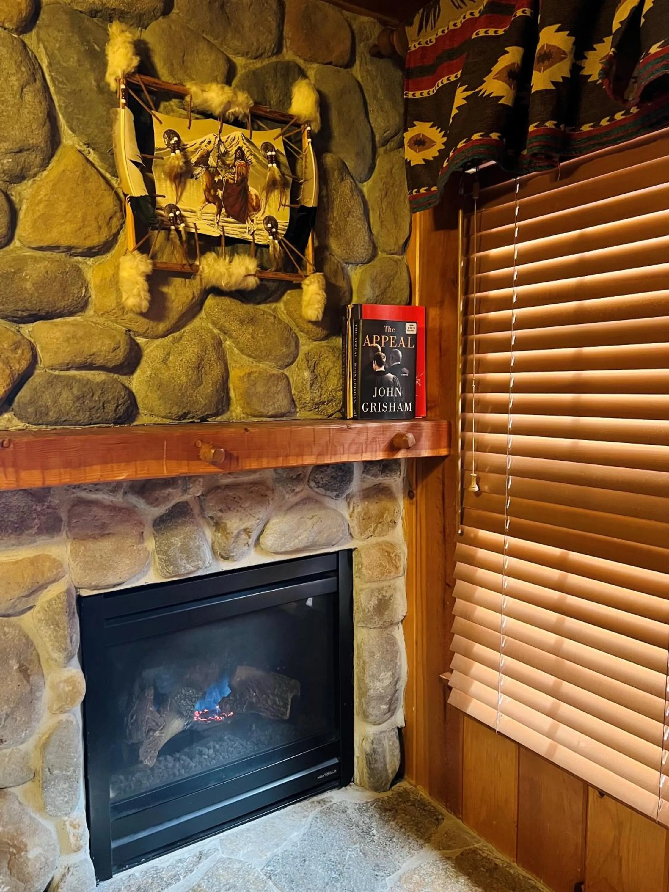 flat iron in Cottage Inn At Lake Tahoe