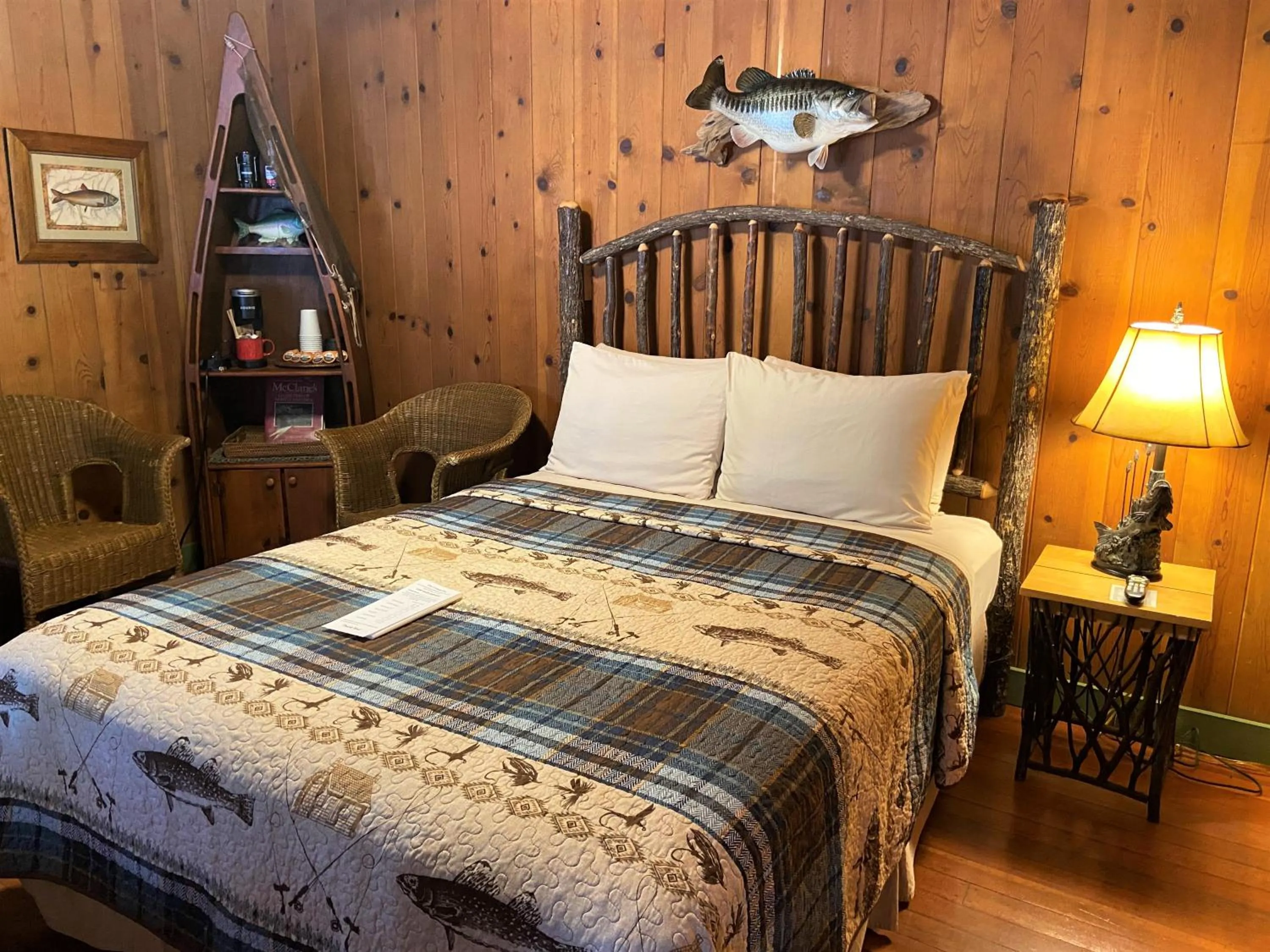 Bedroom, Bed in Cottage Inn At Lake Tahoe