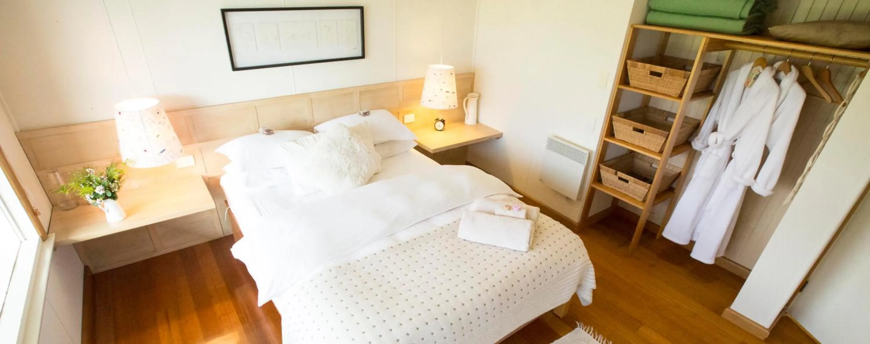 Bed in Beeches By The Sea