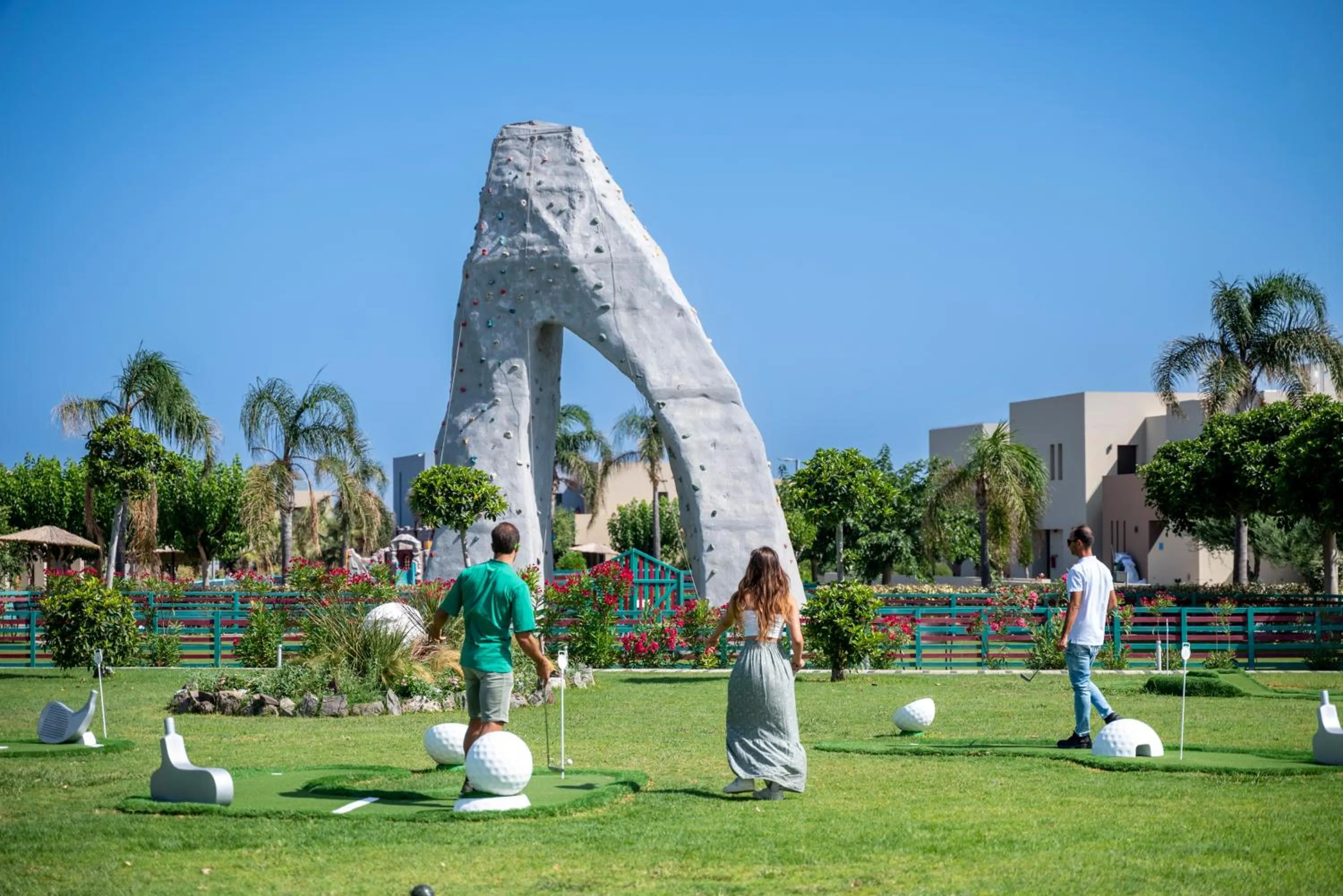 Minigolf in Astir Odysseus Kos Resort and Spa