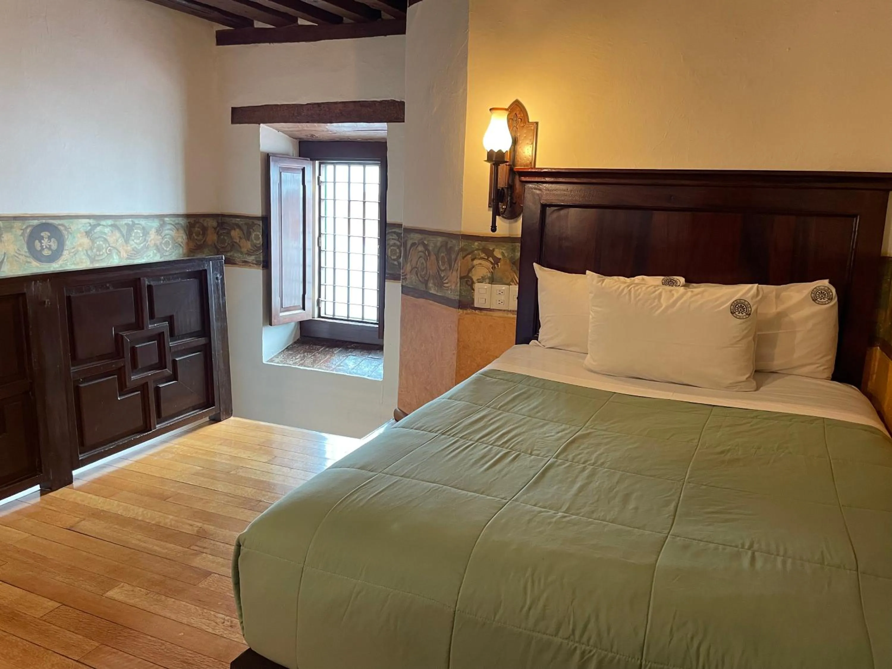 Bed in Hotel Historia