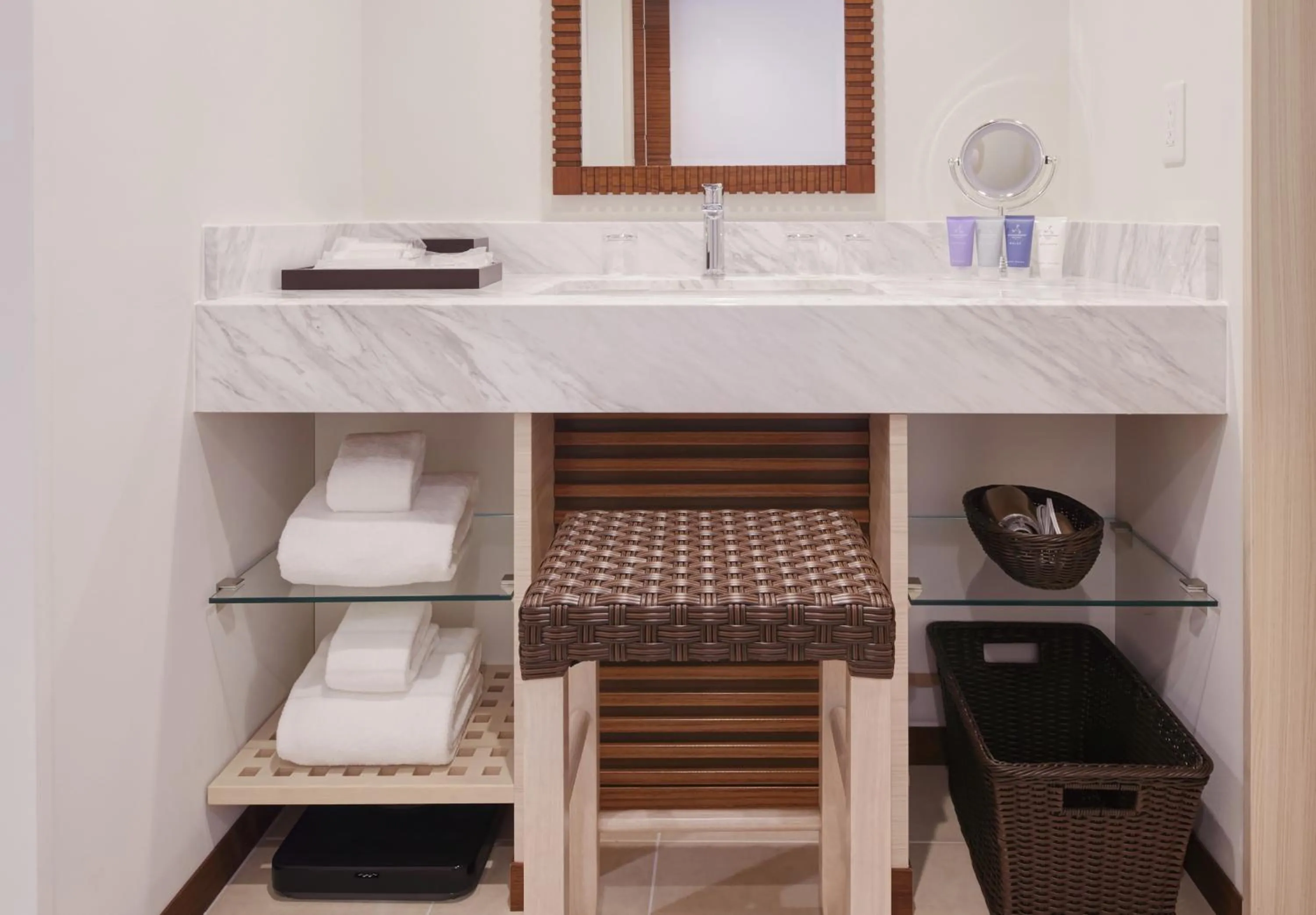 Photo of the whole room in Ala Mahaina Condo Hotel