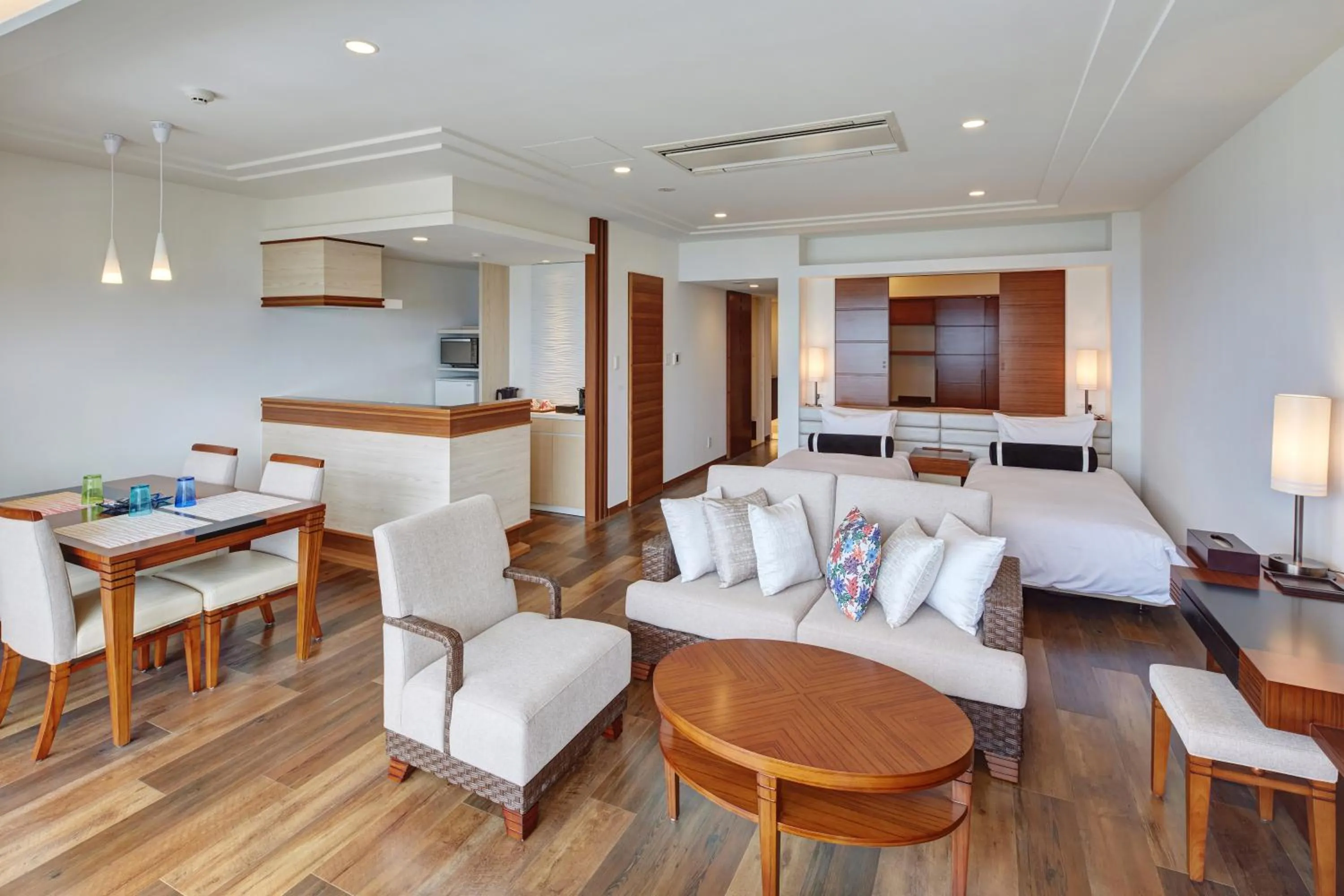 Photo of the whole room in Ala Mahaina Condo Hotel