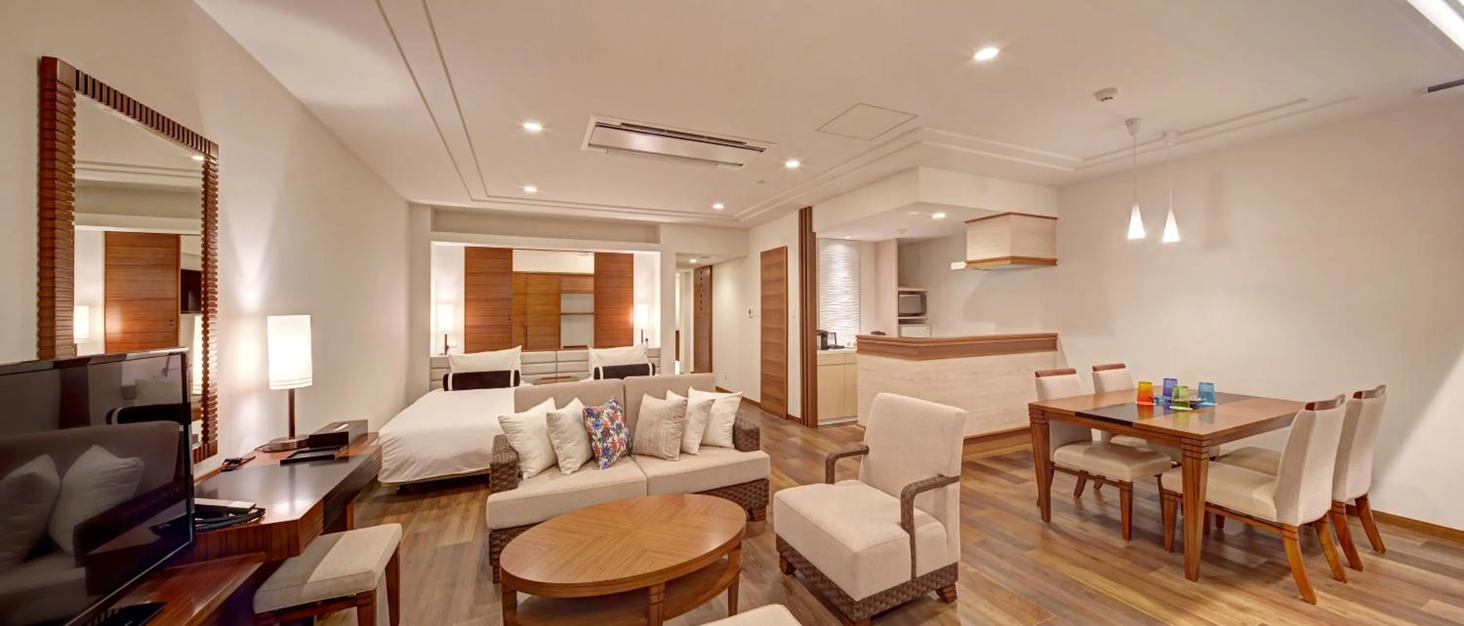 Photo of the whole room in Ala Mahaina Condo Hotel