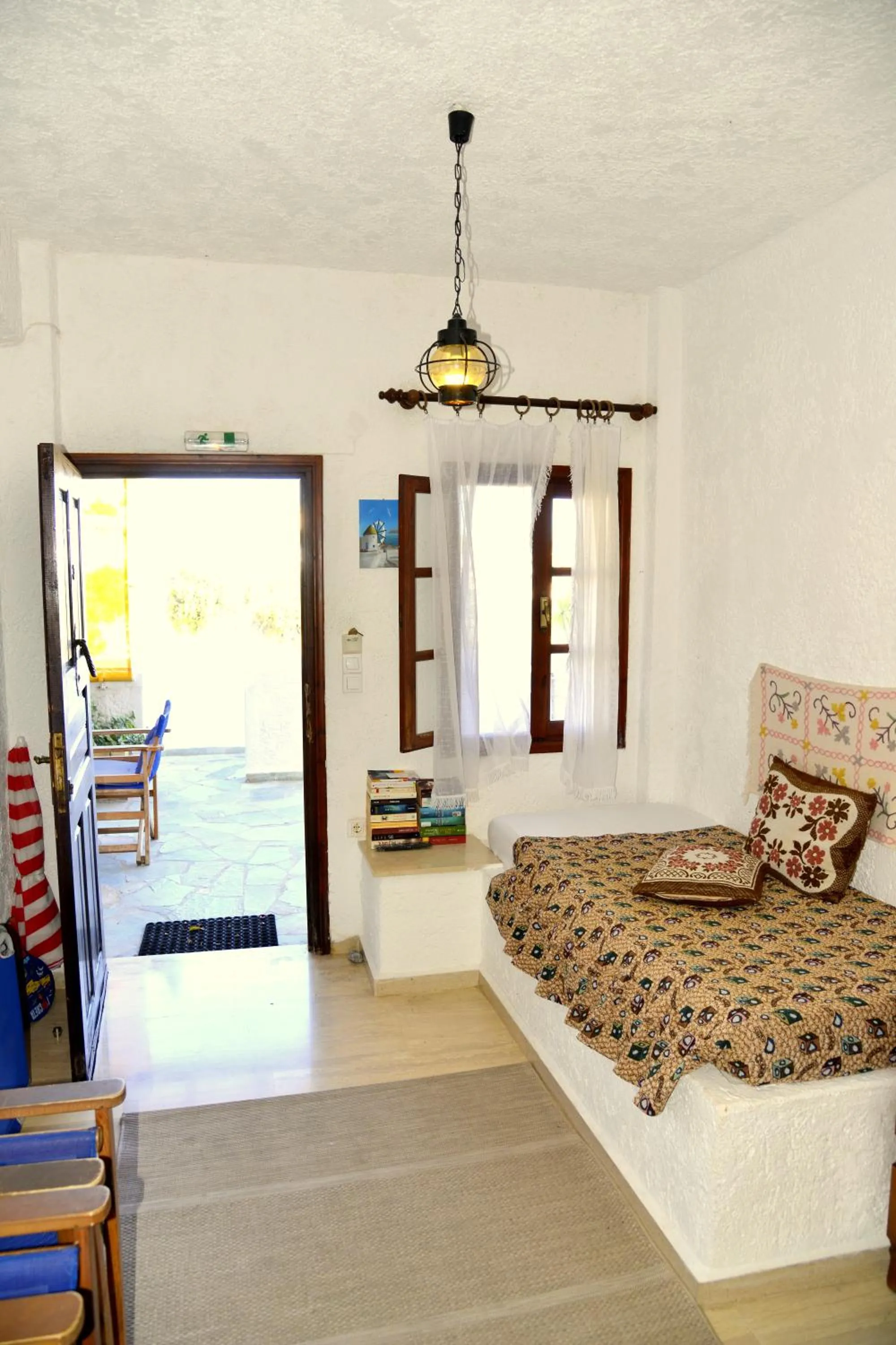 Facade/entrance, Bed in Filoxenia Villa