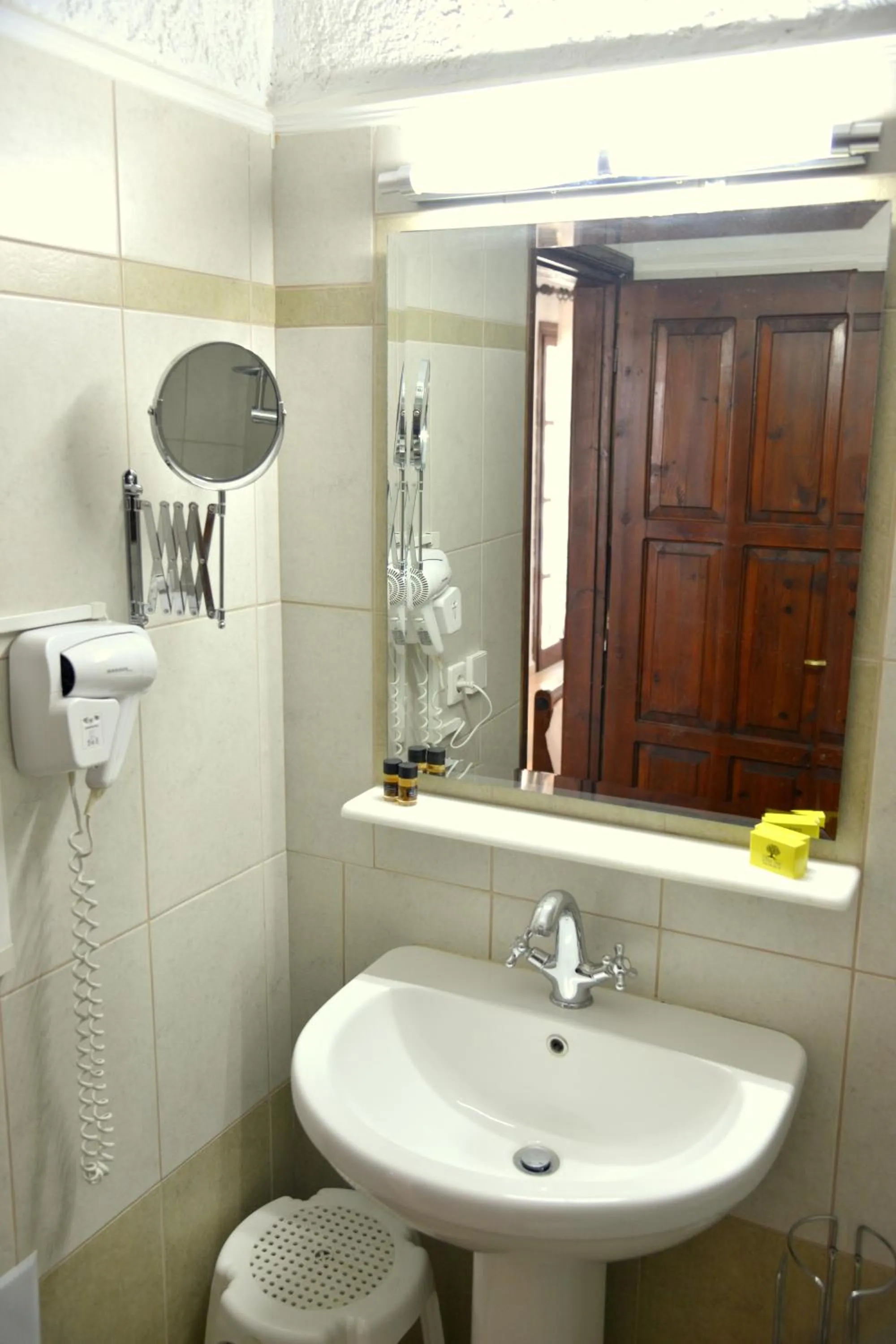 Bathroom in Filoxenia Villa