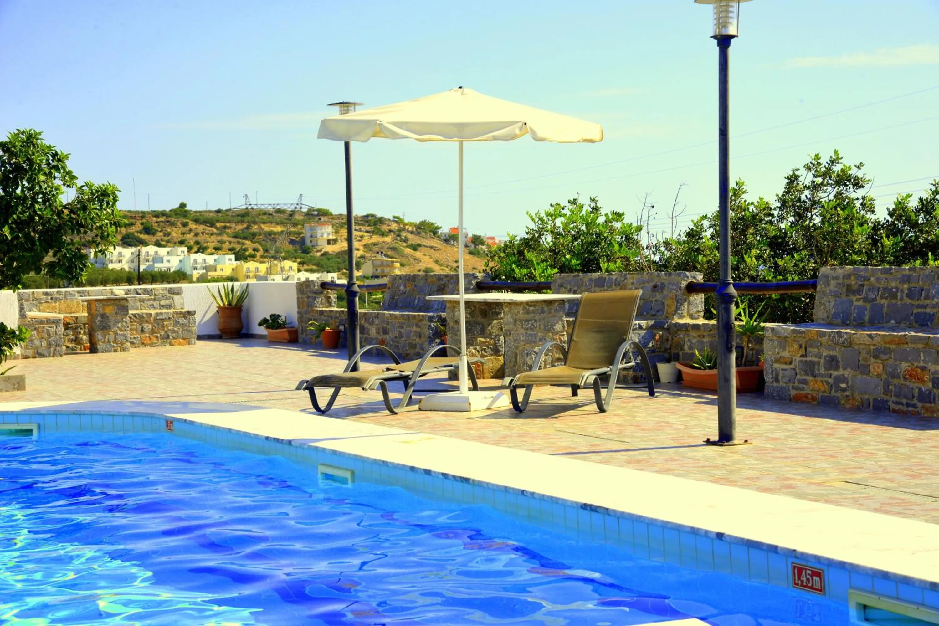 Swimming pool in Filoxenia Villa