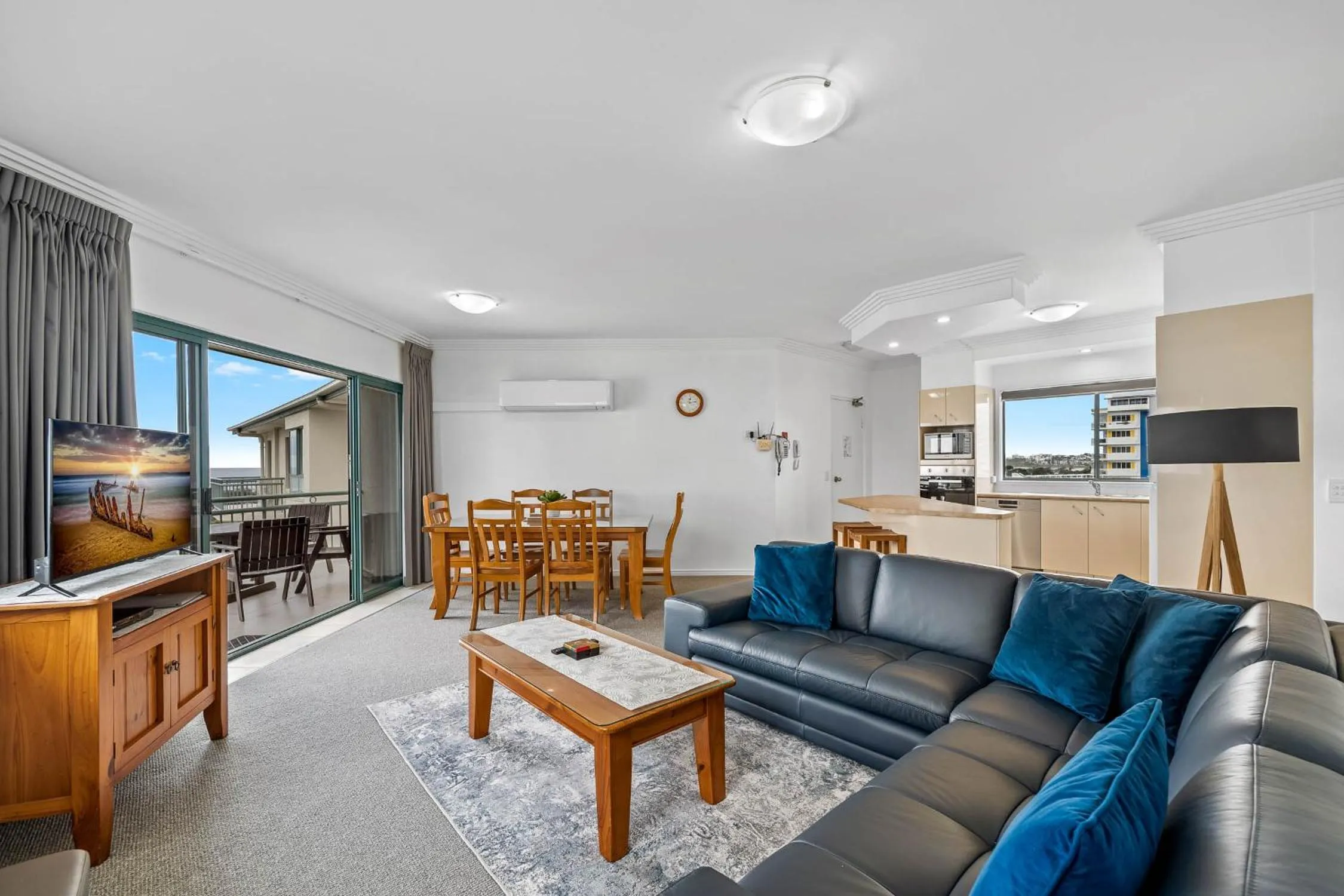 Sunshine Towers Boutique Apartments