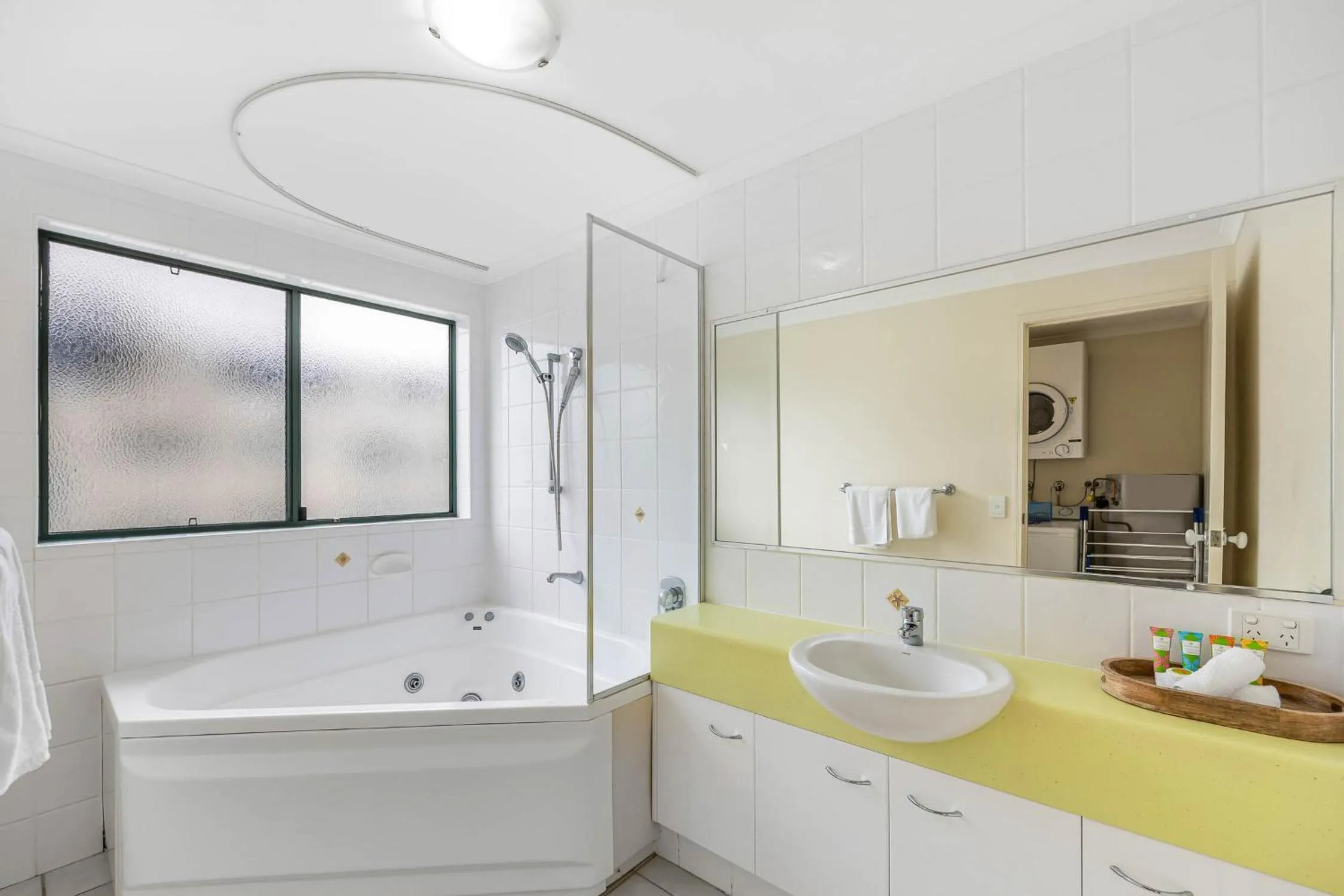 Sunshine Towers Boutique Apartments