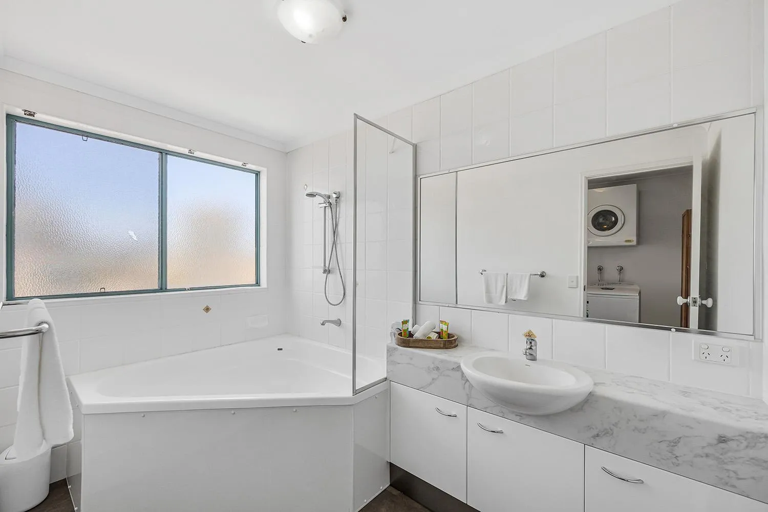 Sunshine Towers Boutique Apartments