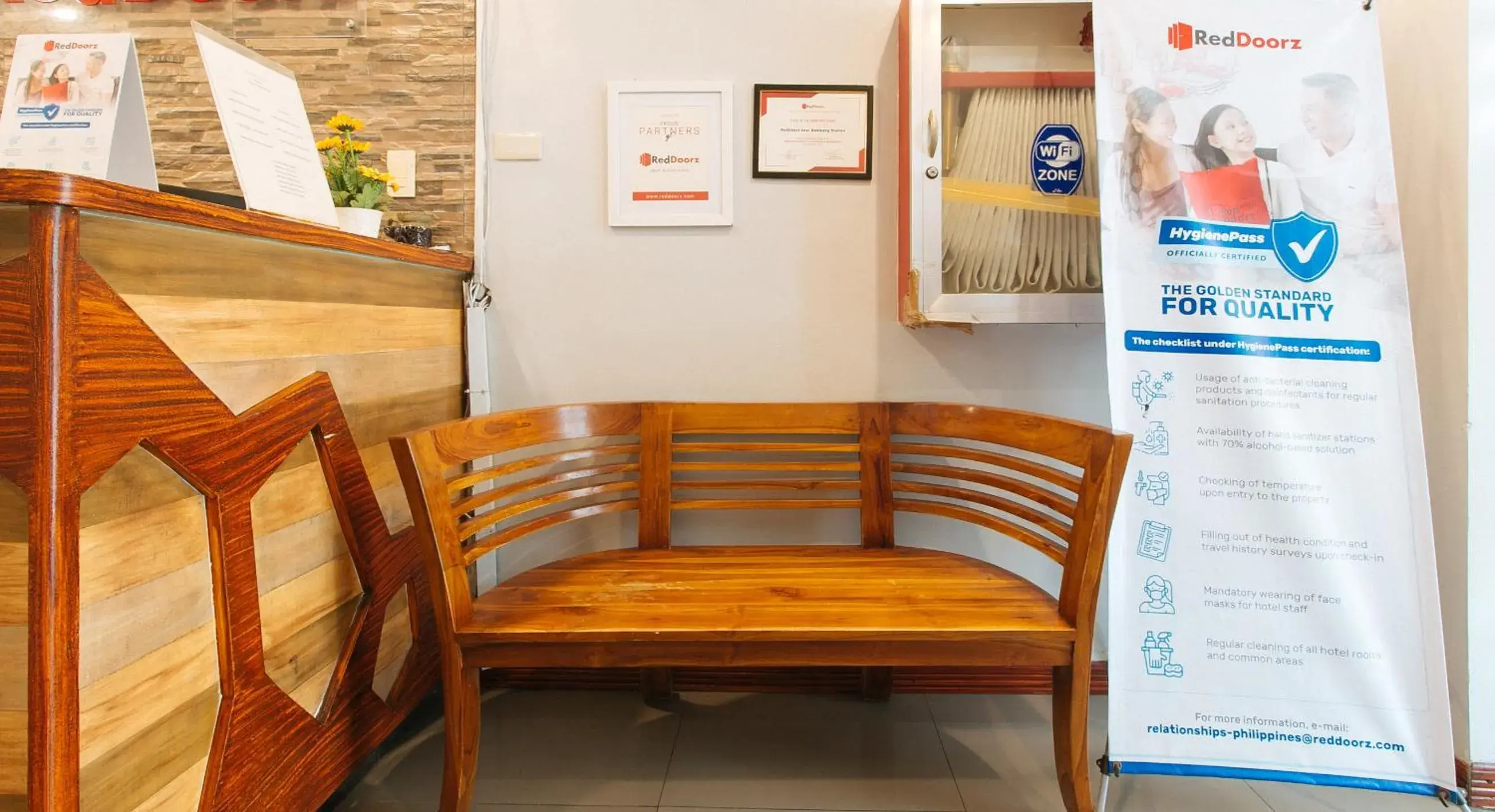 Lobby or reception in RedDoorz near Bambang Station Lobby or reception in RedDoorz near Bambang Station