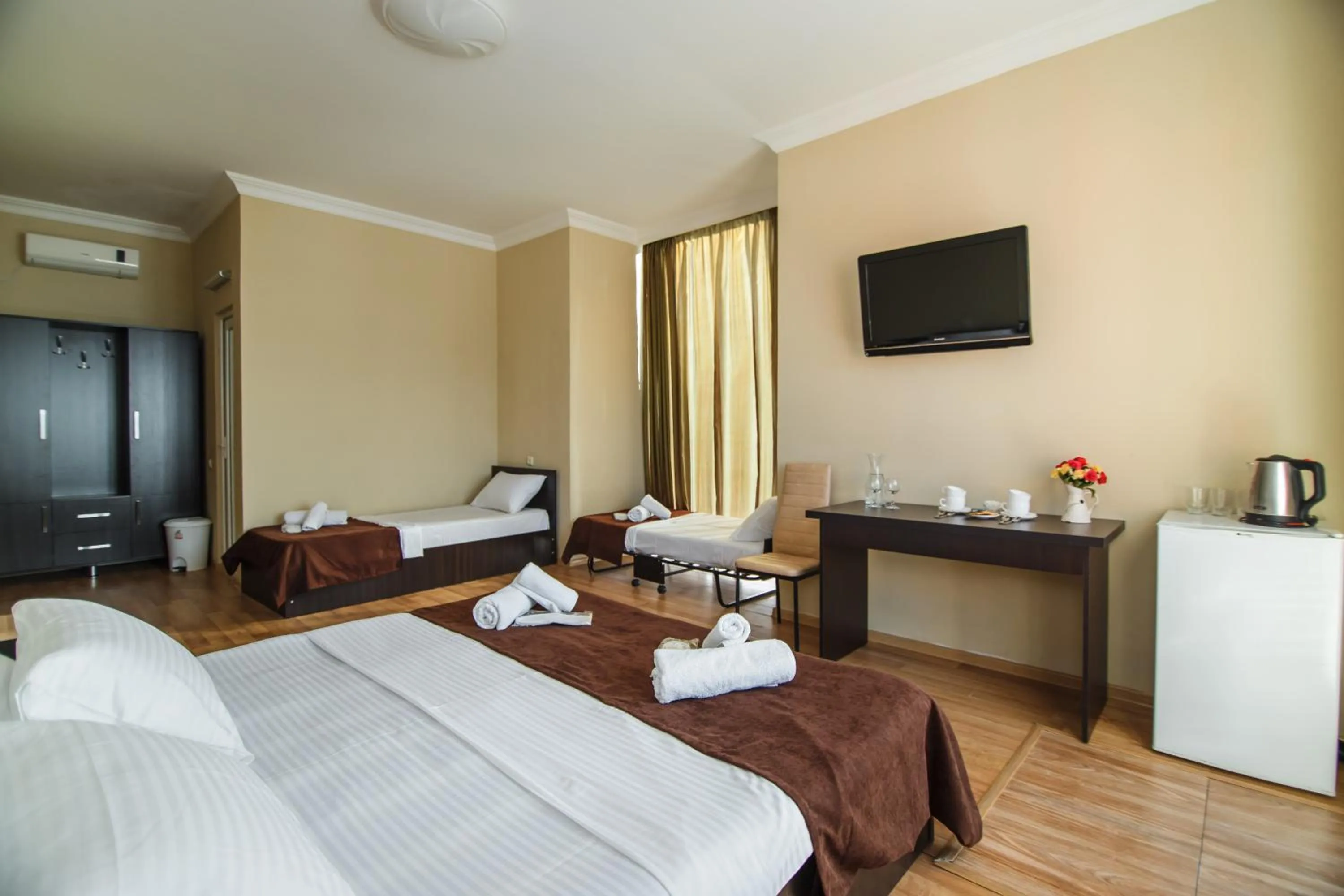 TV and multimedia in Hotel Egrisi