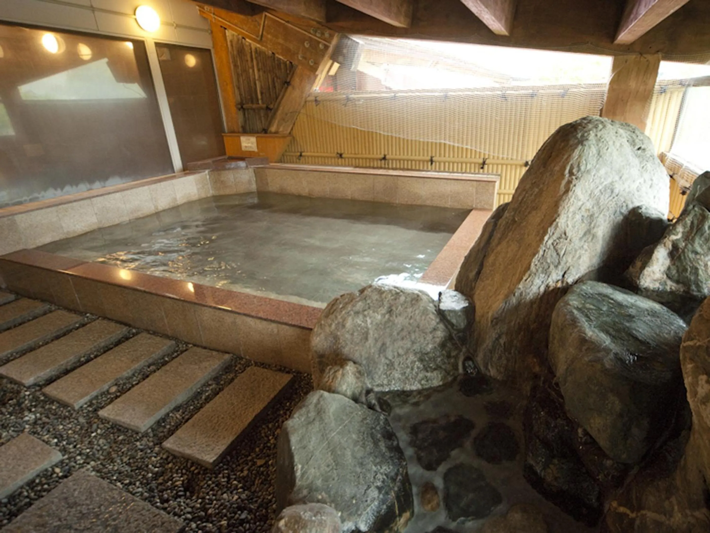 Public Bath in Megahira Onsen Quelle Yoshiwa