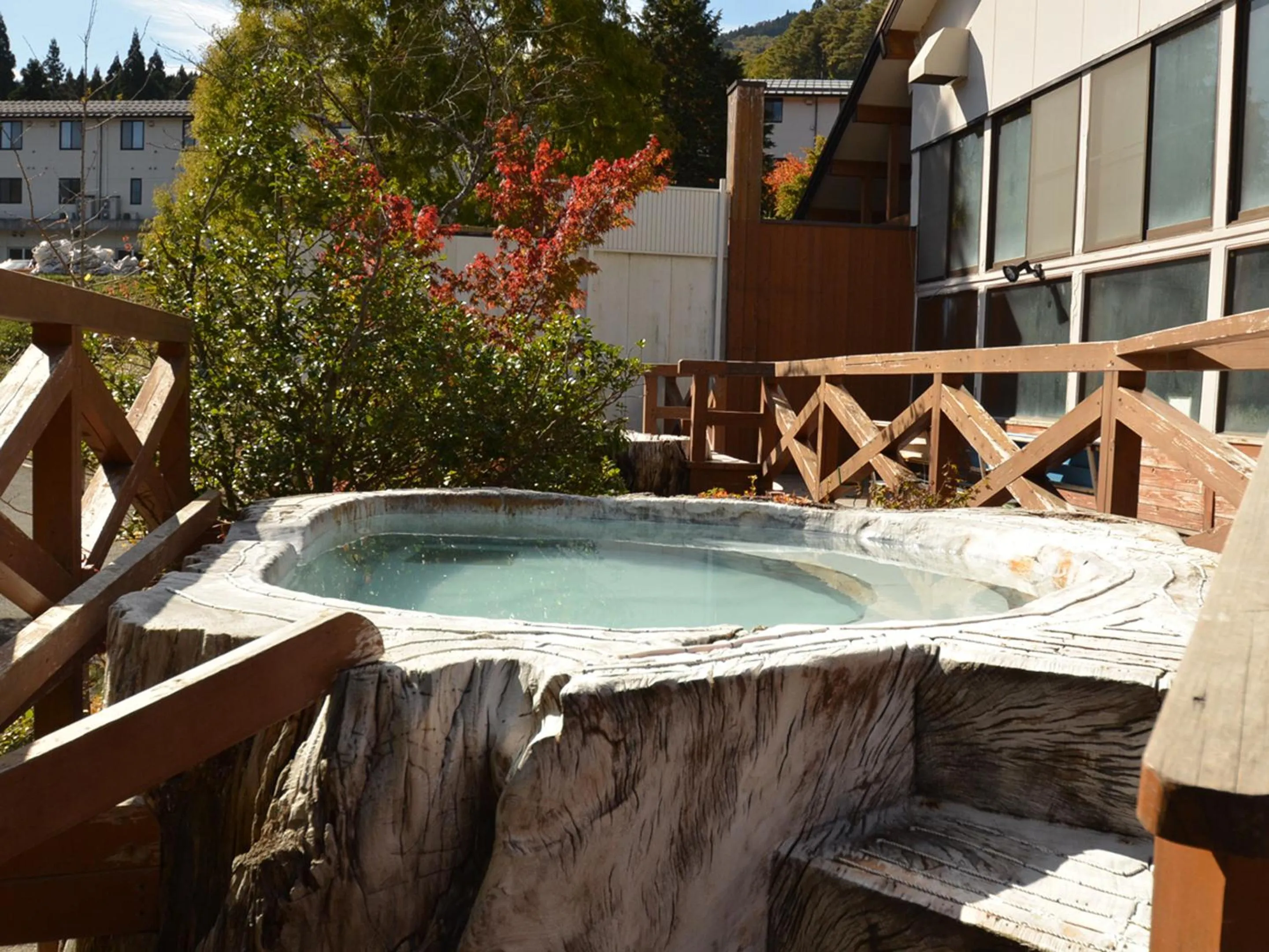 Open Air Bath in Megahira Onsen Quelle Yoshiwa