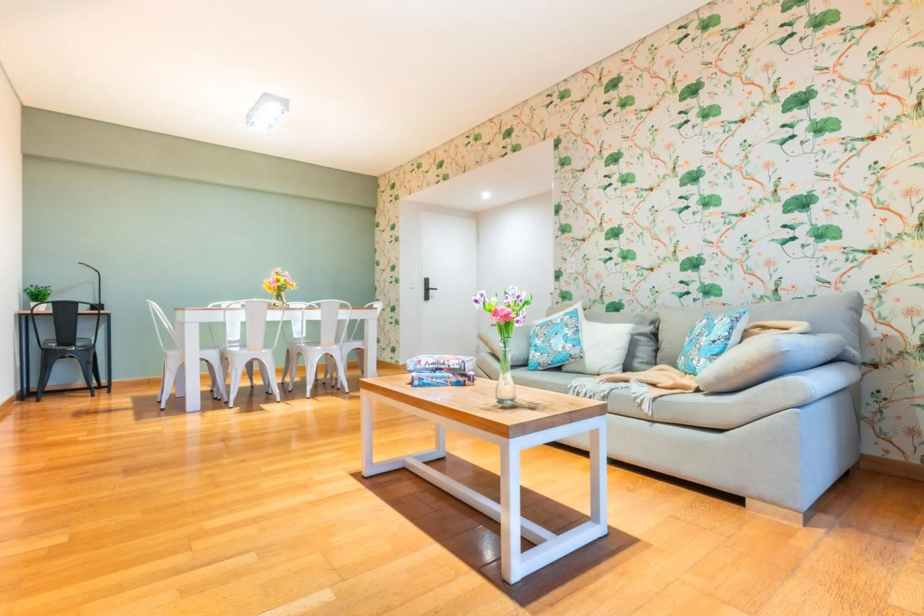 Two-Bedroom Apartment in Modern Apartments in Puerto Madero Two-Bedroom Apartment in Modern Apartments in Puerto Madero