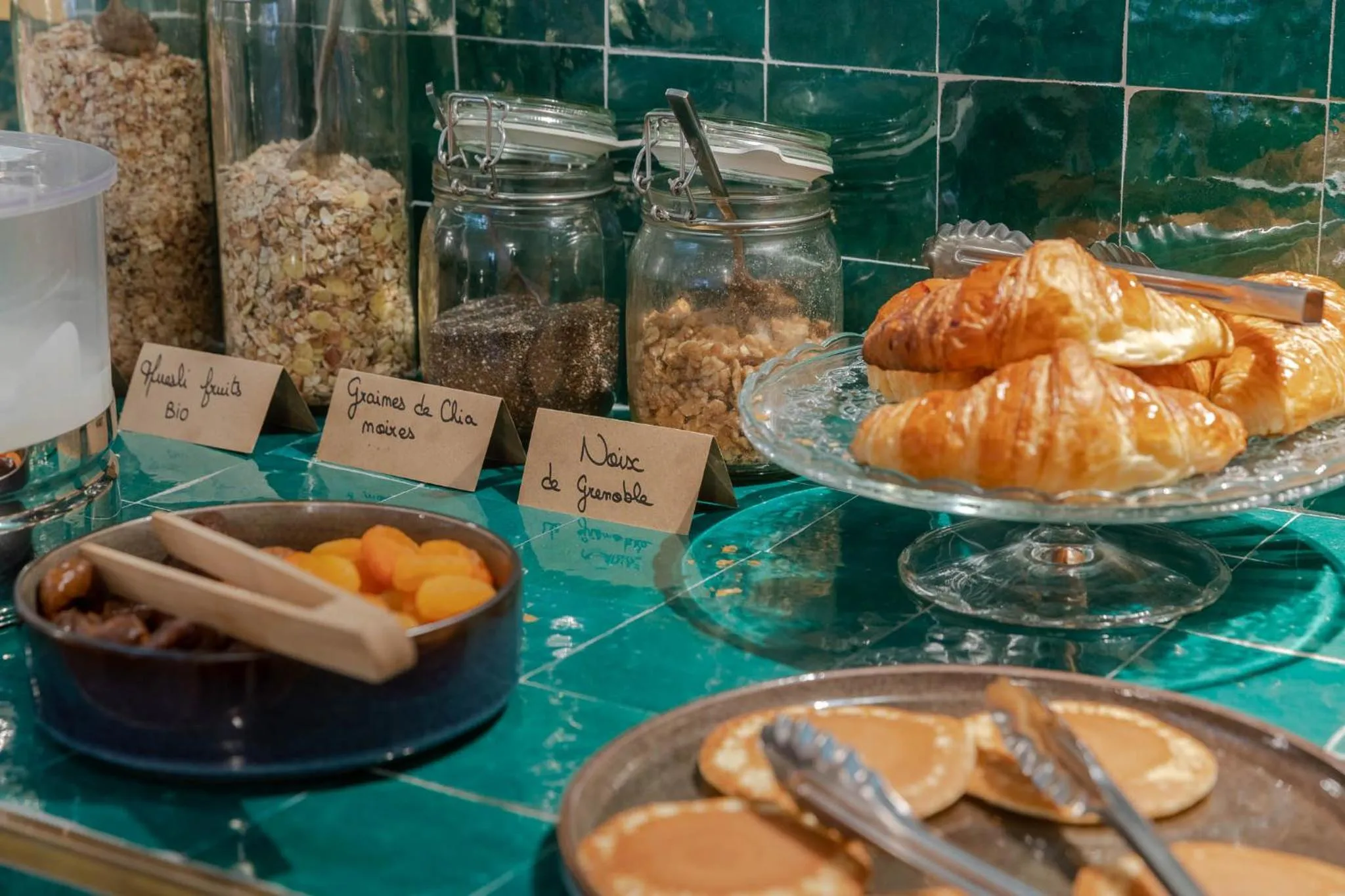 Breakfast in 1924 Hôtel