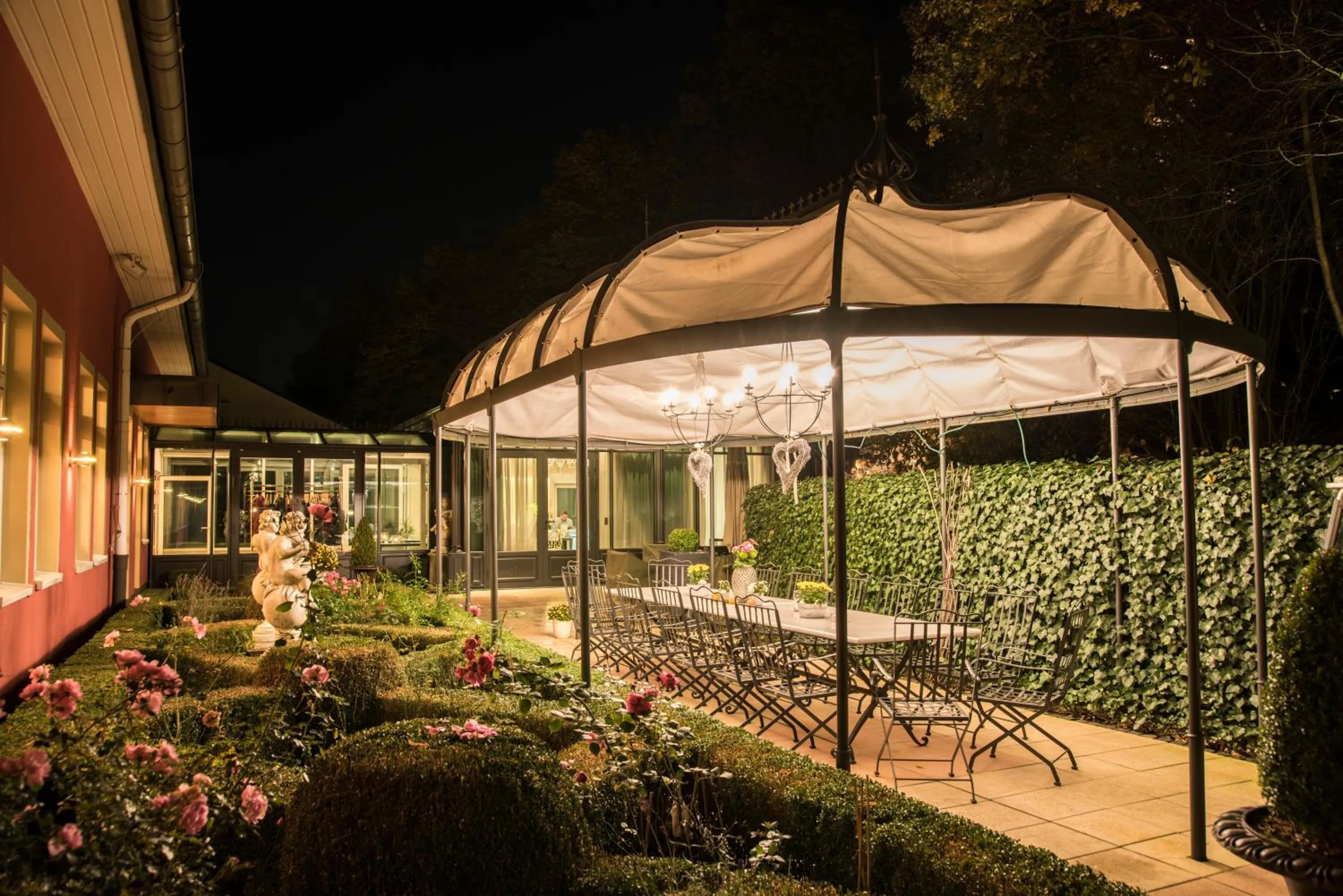 Patio in Campus Garden Businesshotel