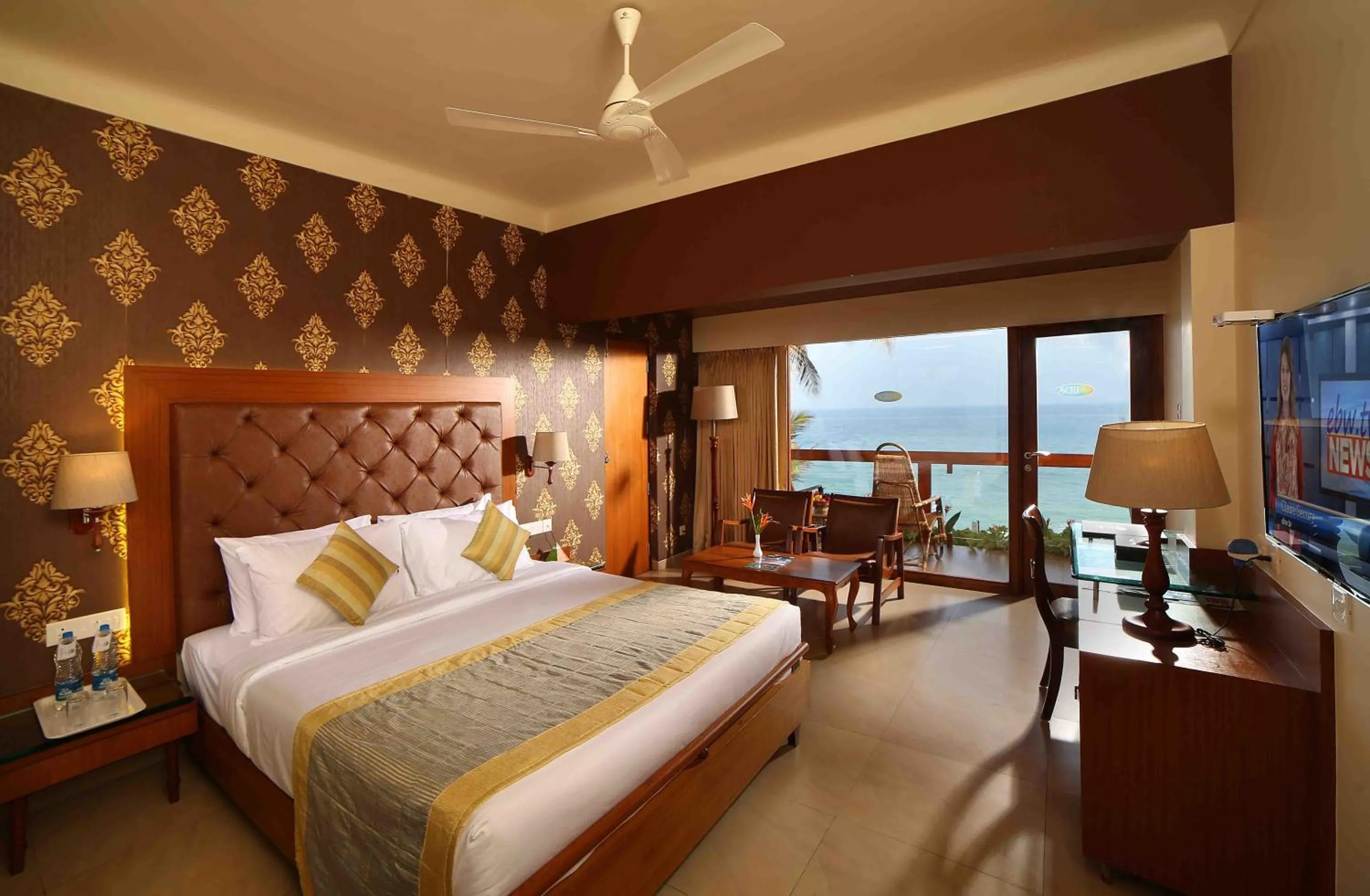 View (from property/room), Bed in Uday Samudra Leisure Beach Hotel & Spa