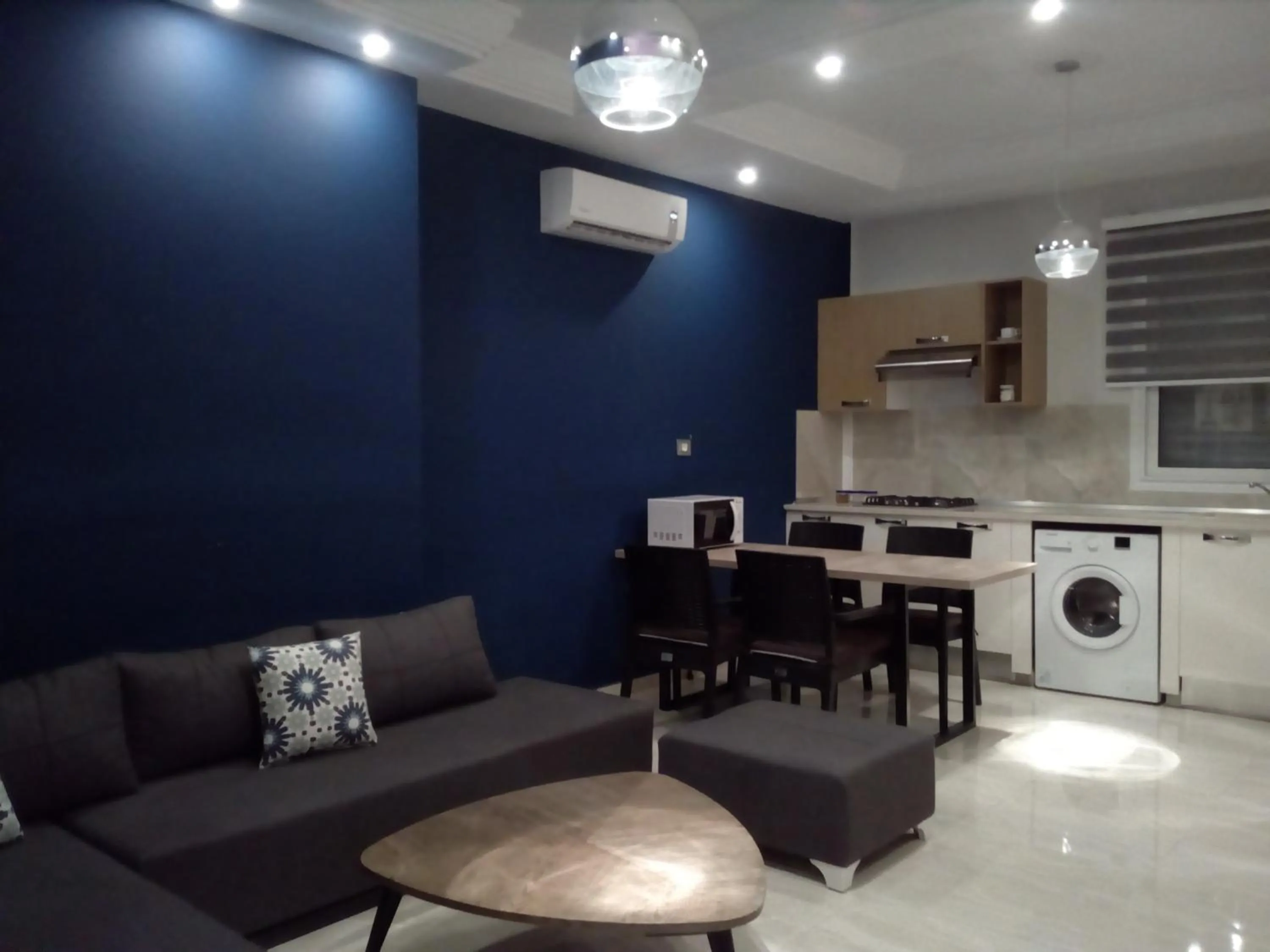 London House
