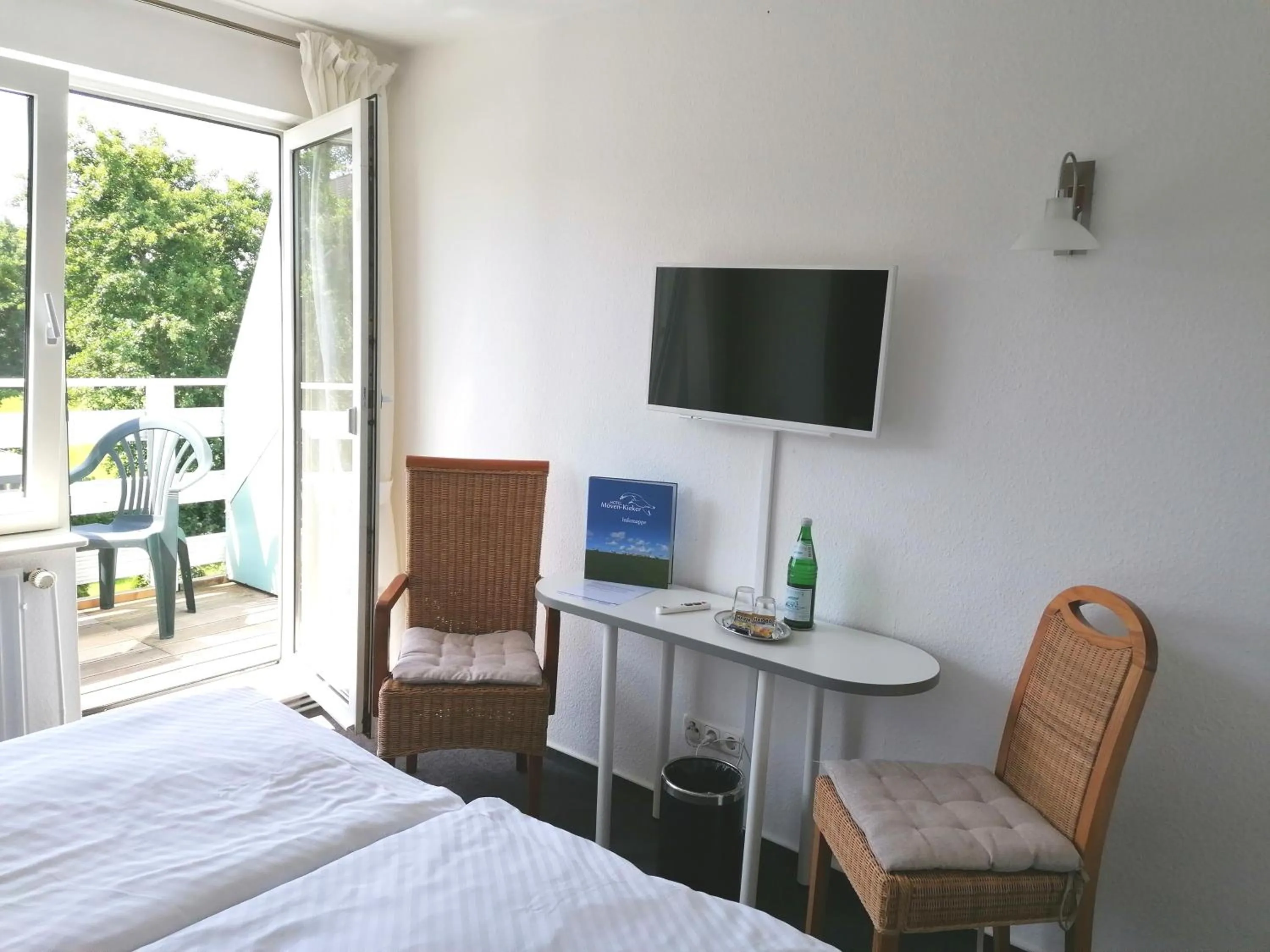 Bed in Hotel Möven-Kieker