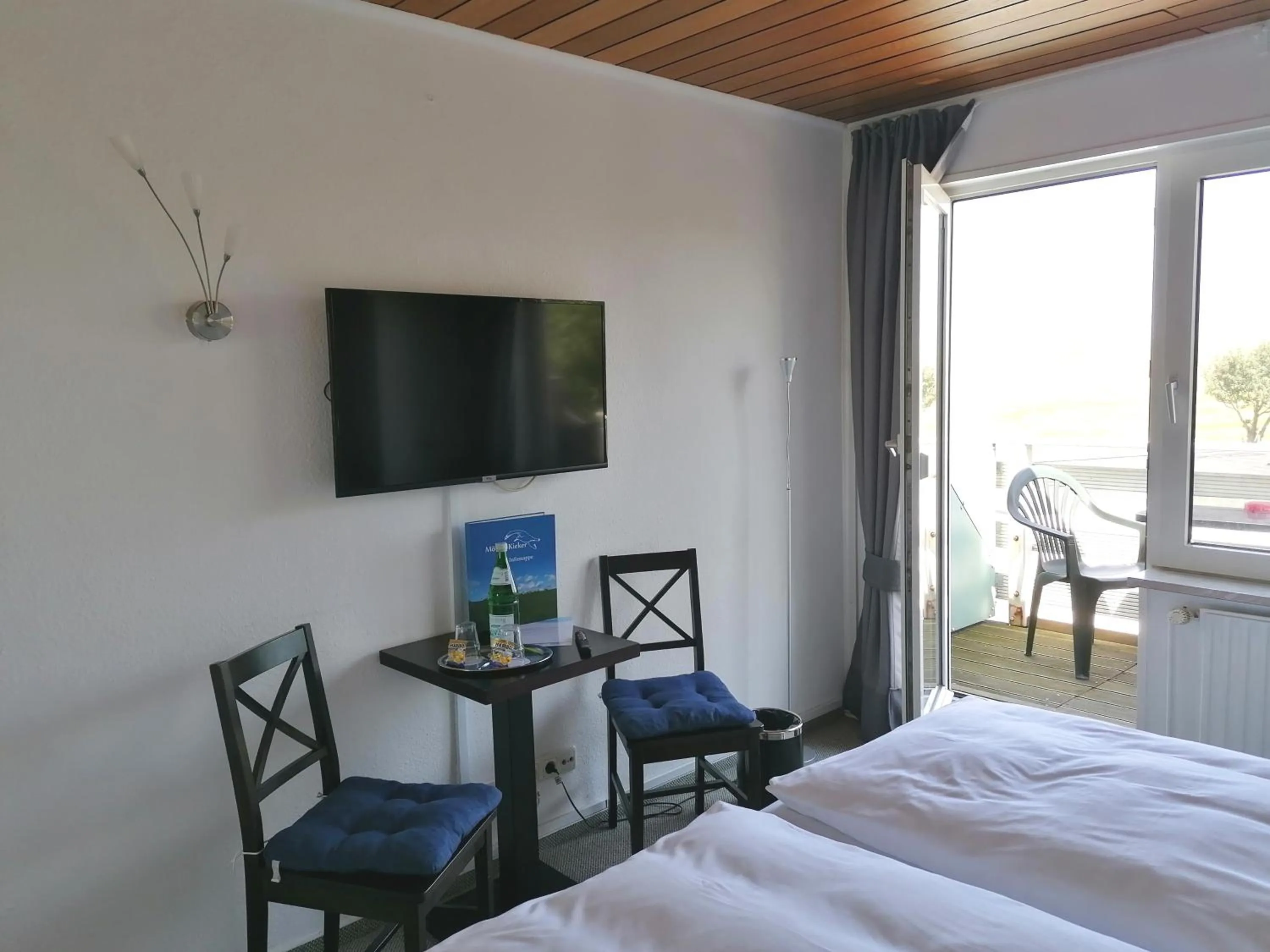 TV and multimedia, Bed in Hotel Möven-Kieker