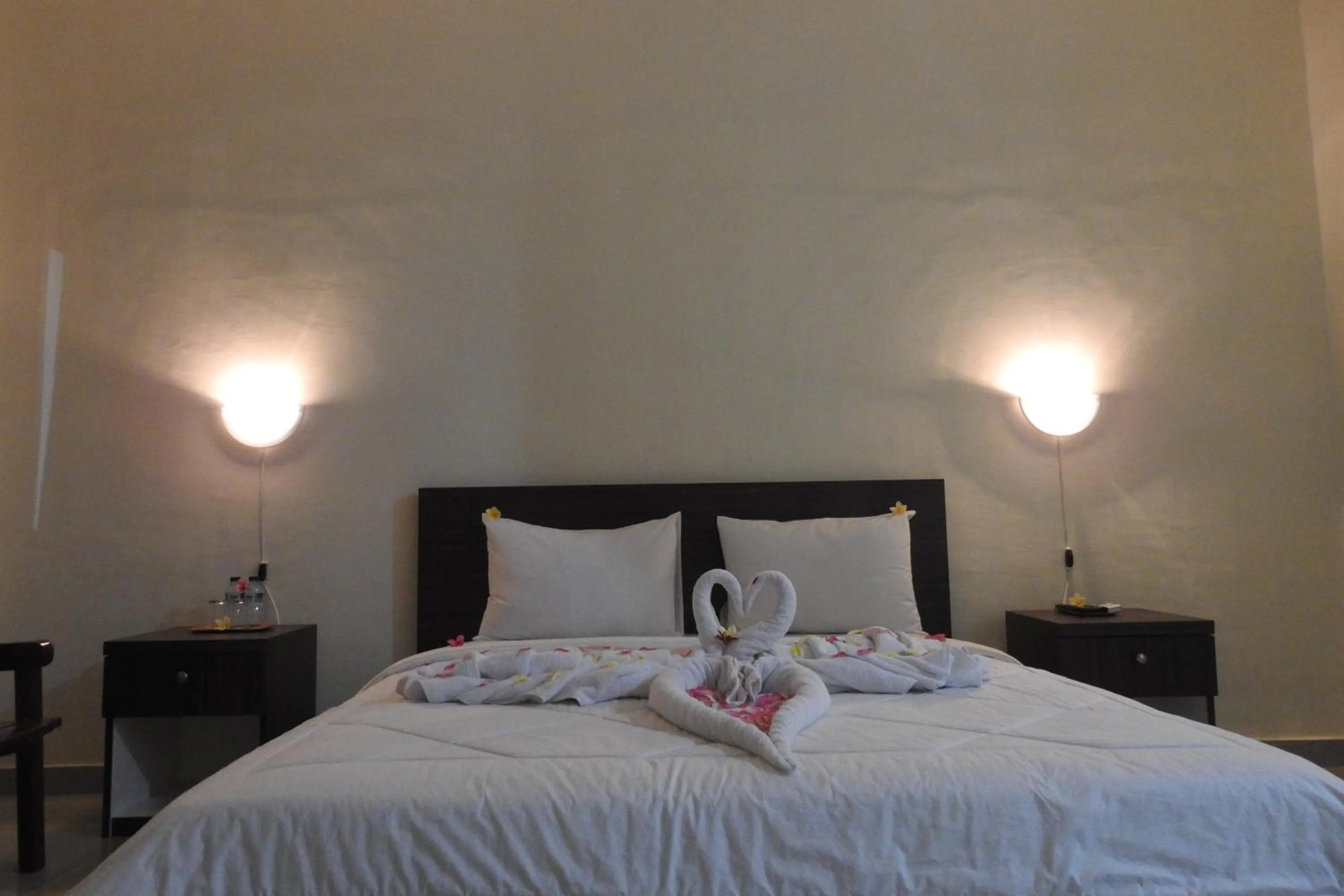 Bed in D'Batur Hotel