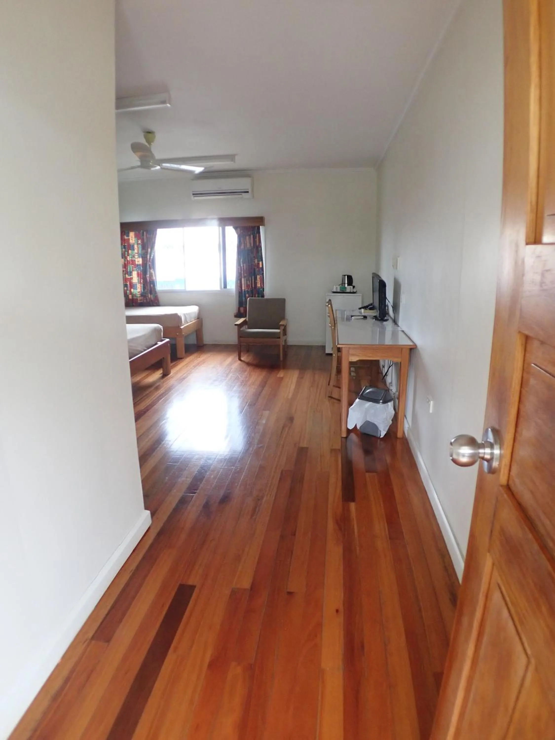 Taklam Lodge And Tours