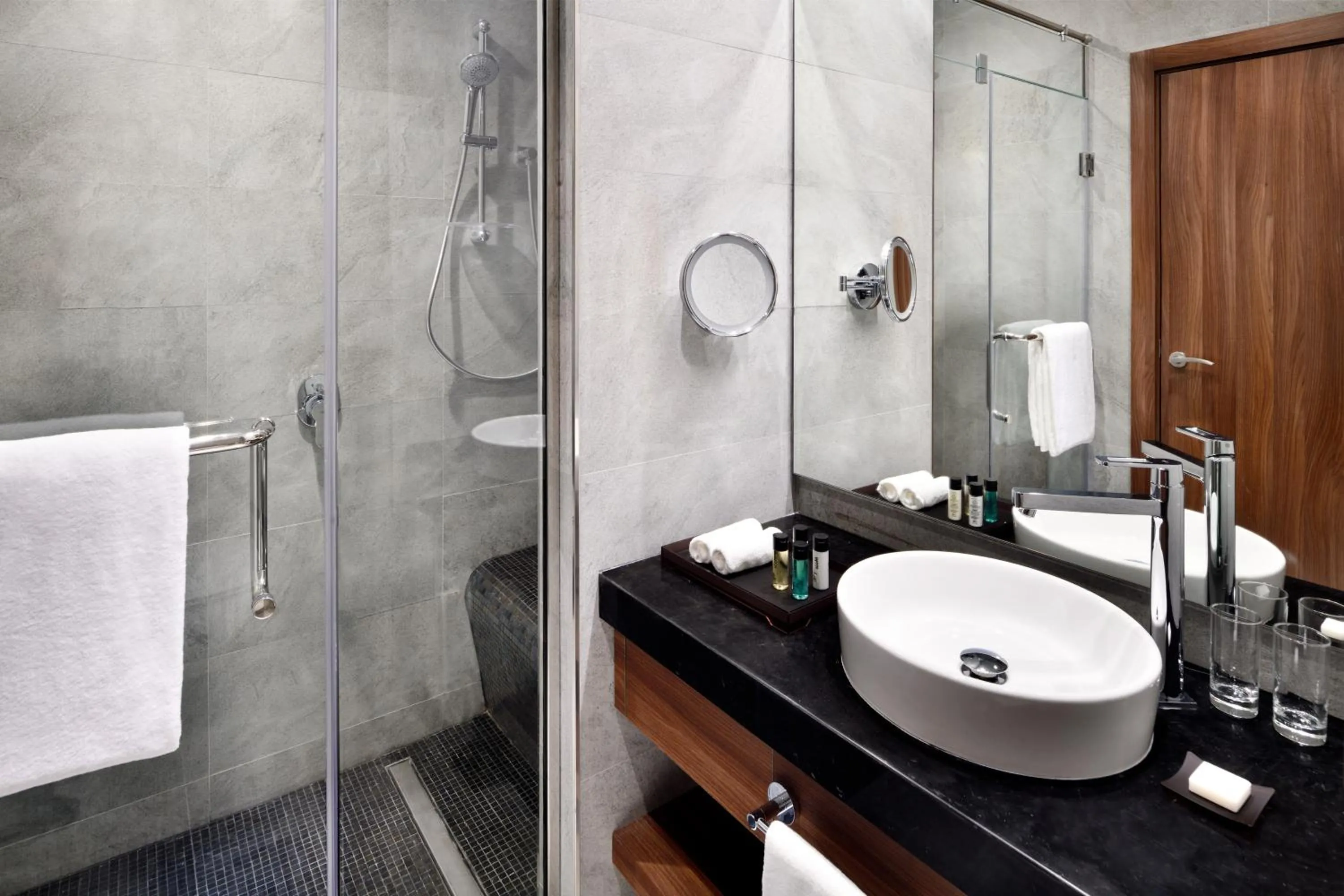 Bathroom in Mövenpick Hotel Apartments Downtown Dubai