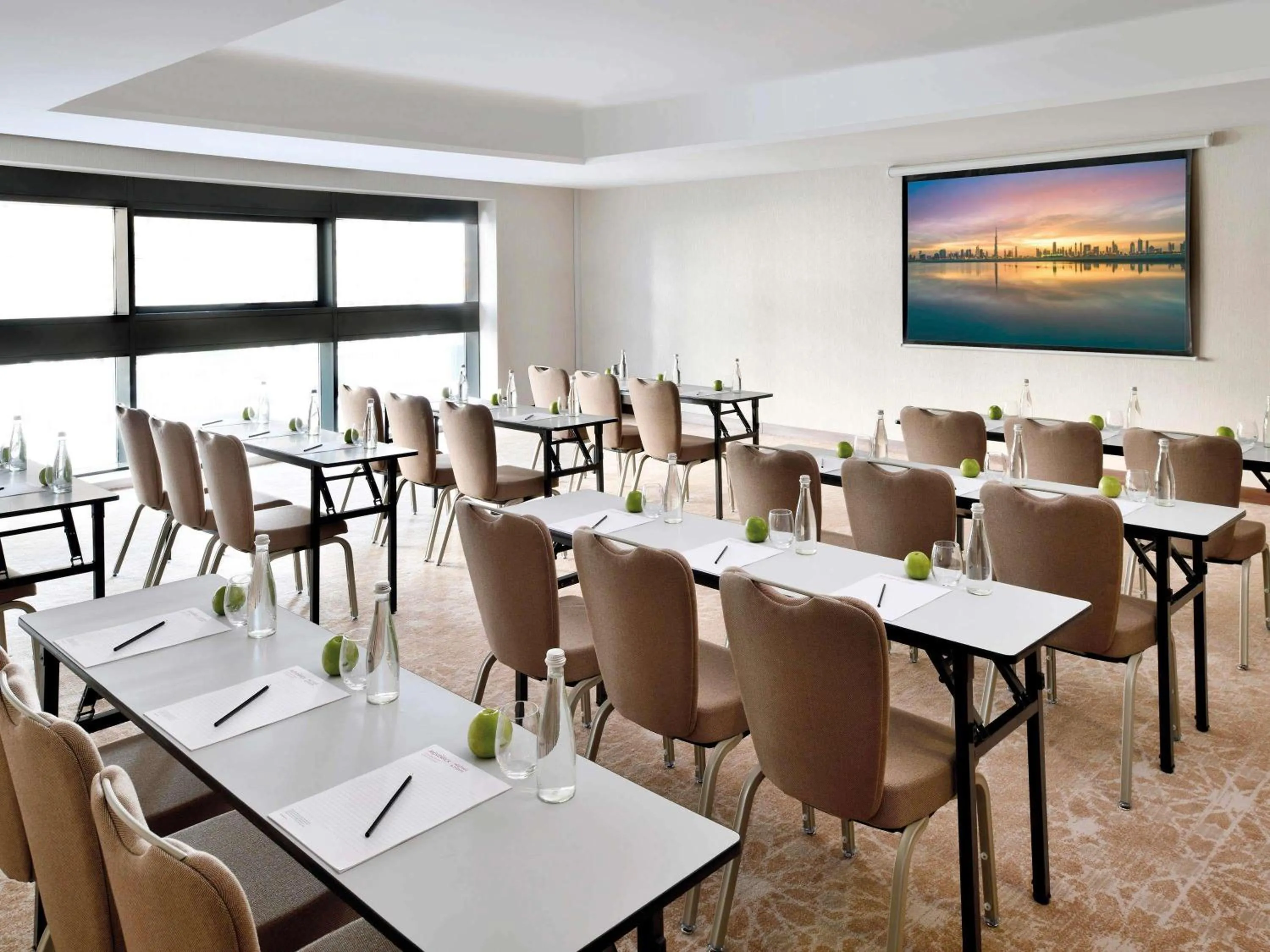 Meeting/conference room in Mövenpick Hotel Apartments Downtown Dubai