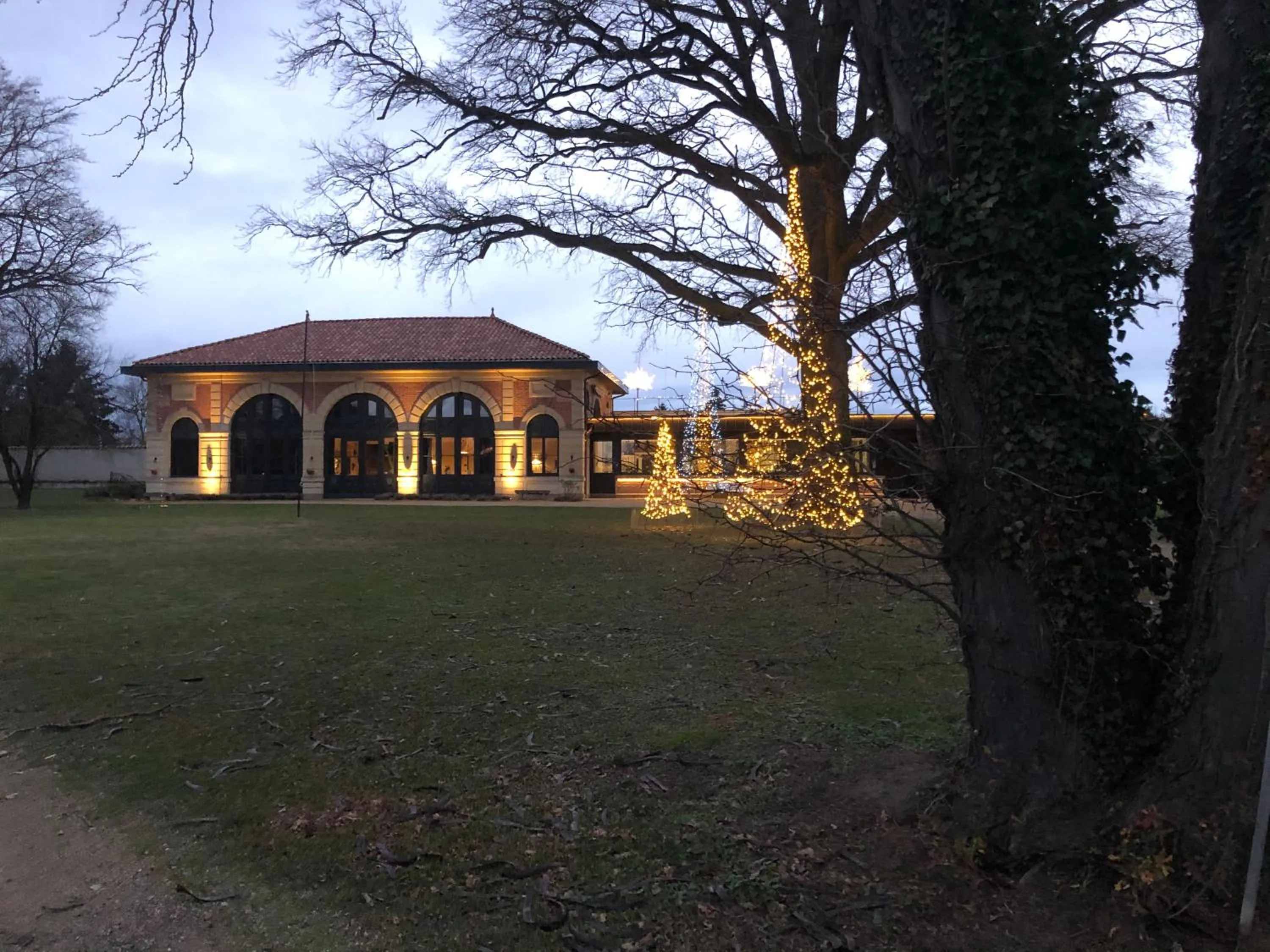 ORANGERIE de CHATEL-Selection FIGARO & ELLE Magazine