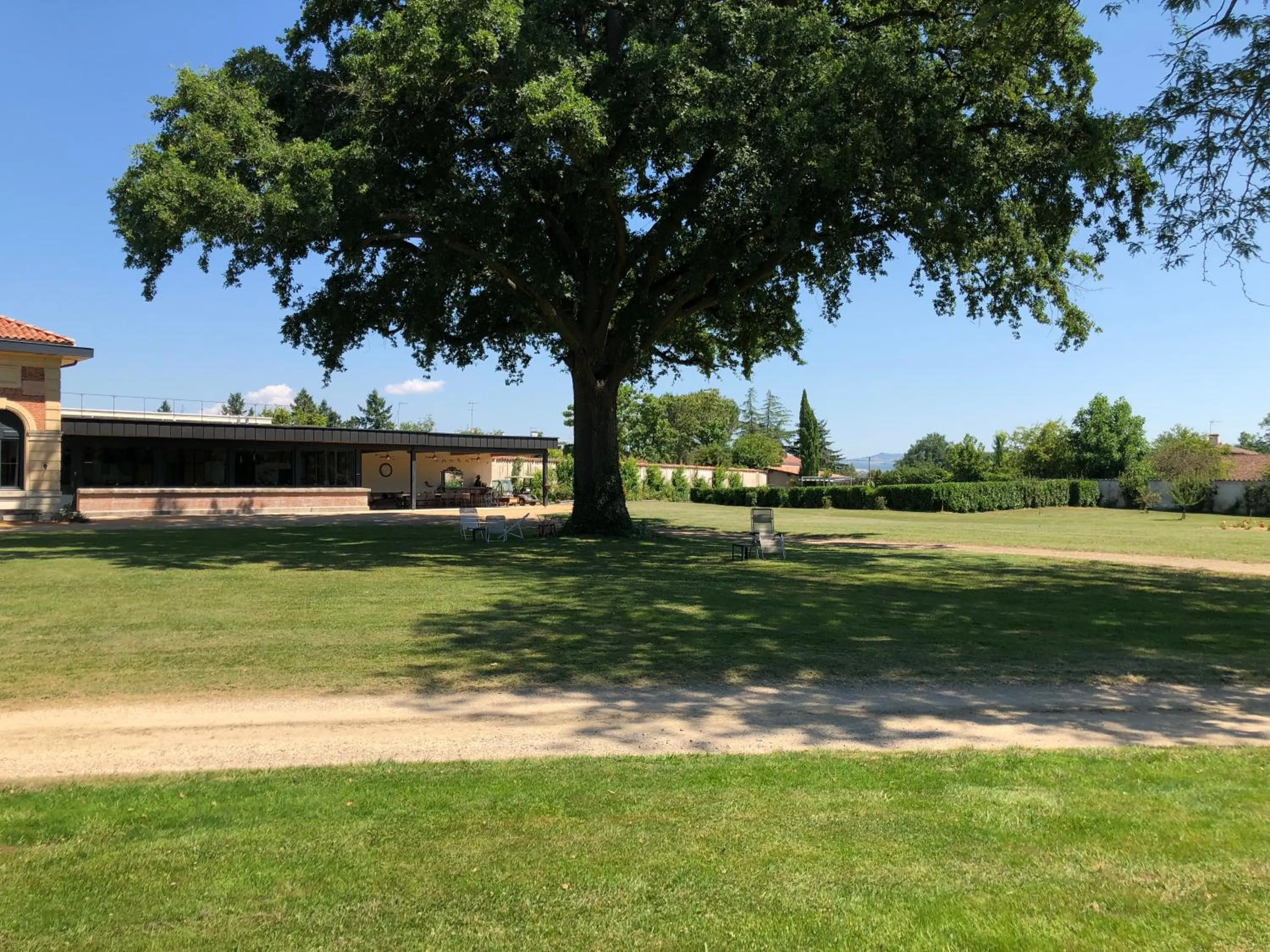 ORANGERIE de CHATEL-Selection FIGARO & ELLE Magazine