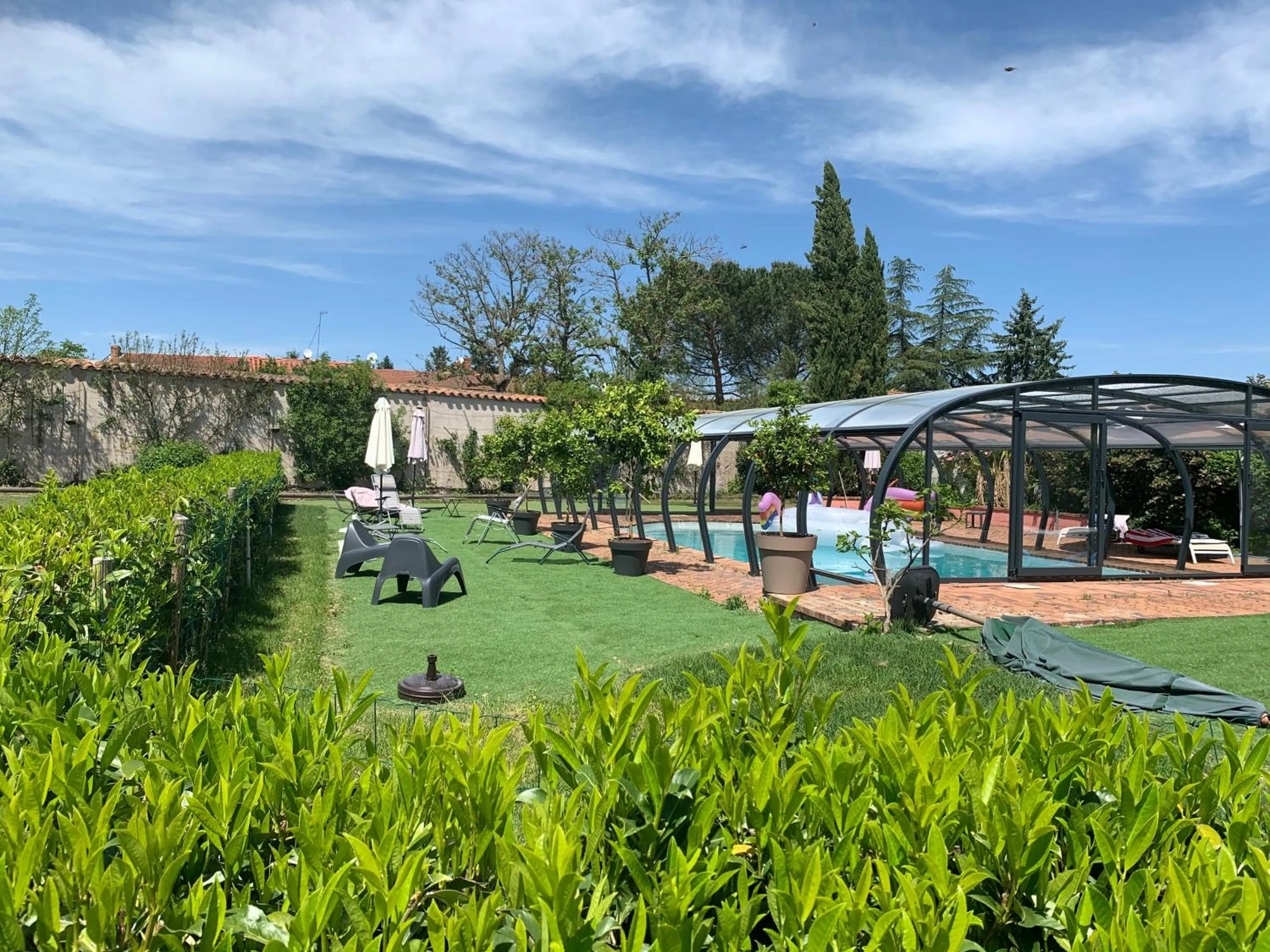 ORANGERIE de CHATEL-Selection FIGARO & ELLE Magazine