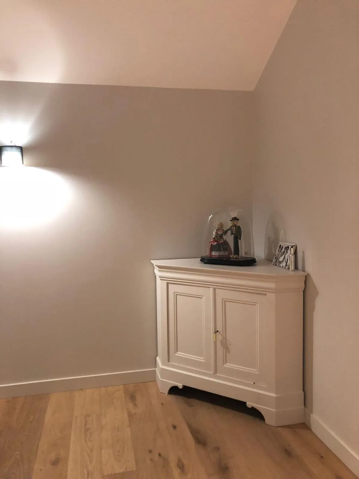 Area and facilities in ORANGERIE de CHATEL-Selection FIGARO & ELLE Magazine