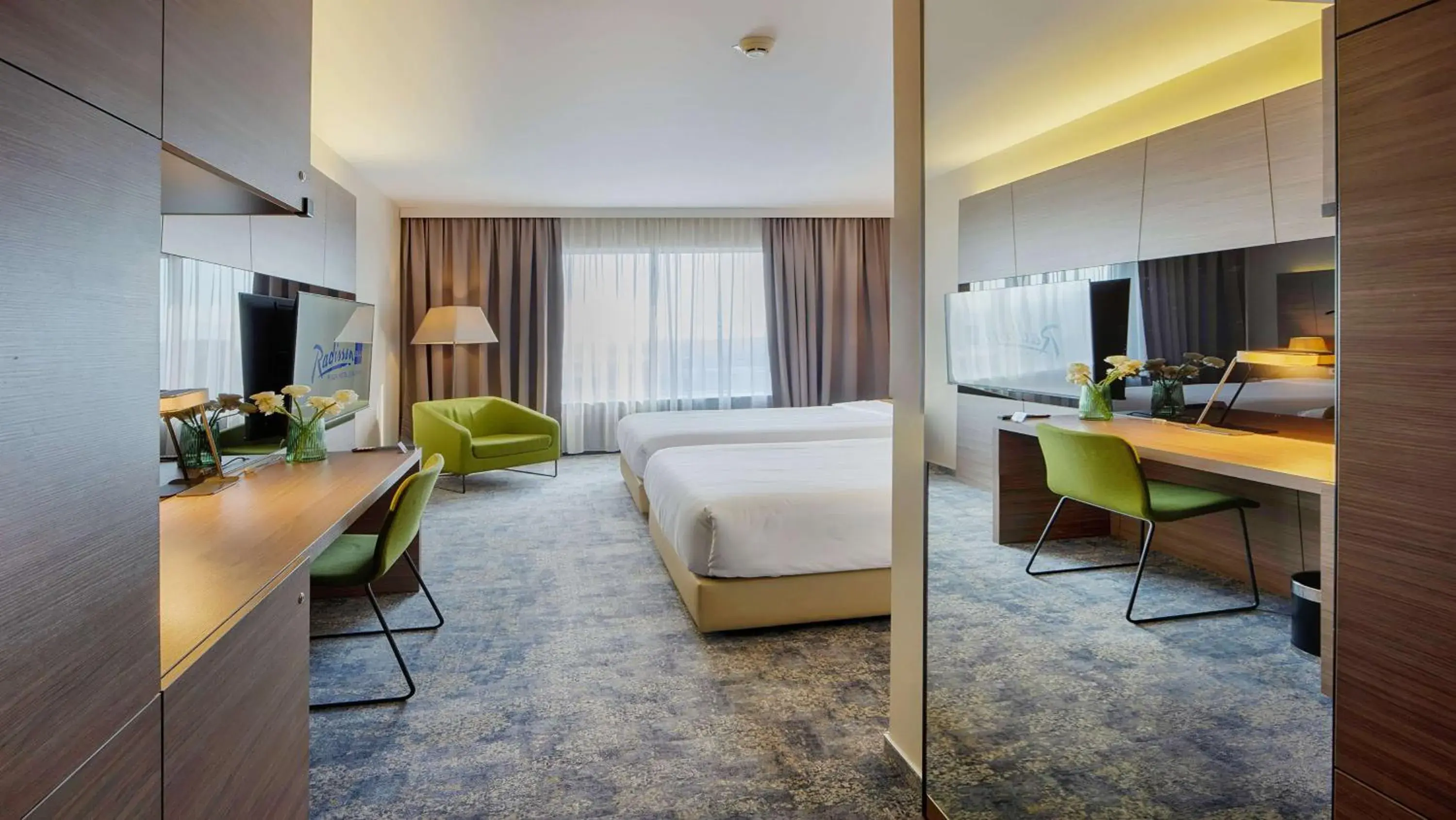 Guest Room in Radisson Blu Plaza Hotel Ljubljana Guest Room in Radisson Blu Plaza Hotel Ljubljana