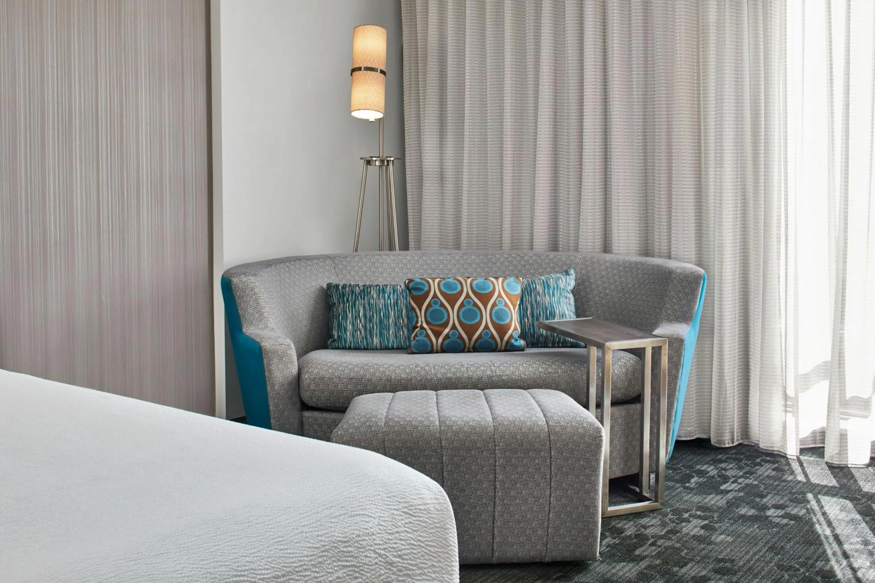 Photo of the whole room in Courtyard by Marriott Albany Troy/Waterfront