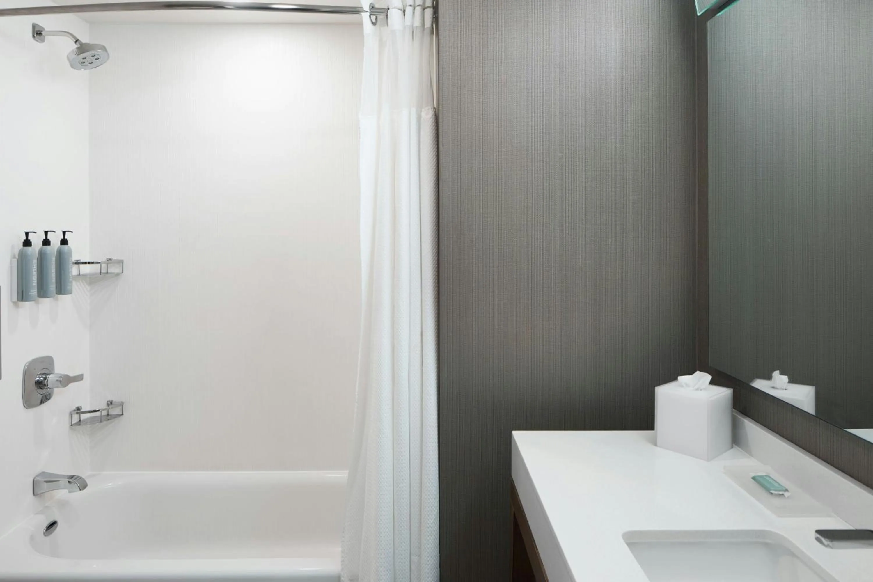 Bathroom in Courtyard by Marriott Albany Troy/Waterfront