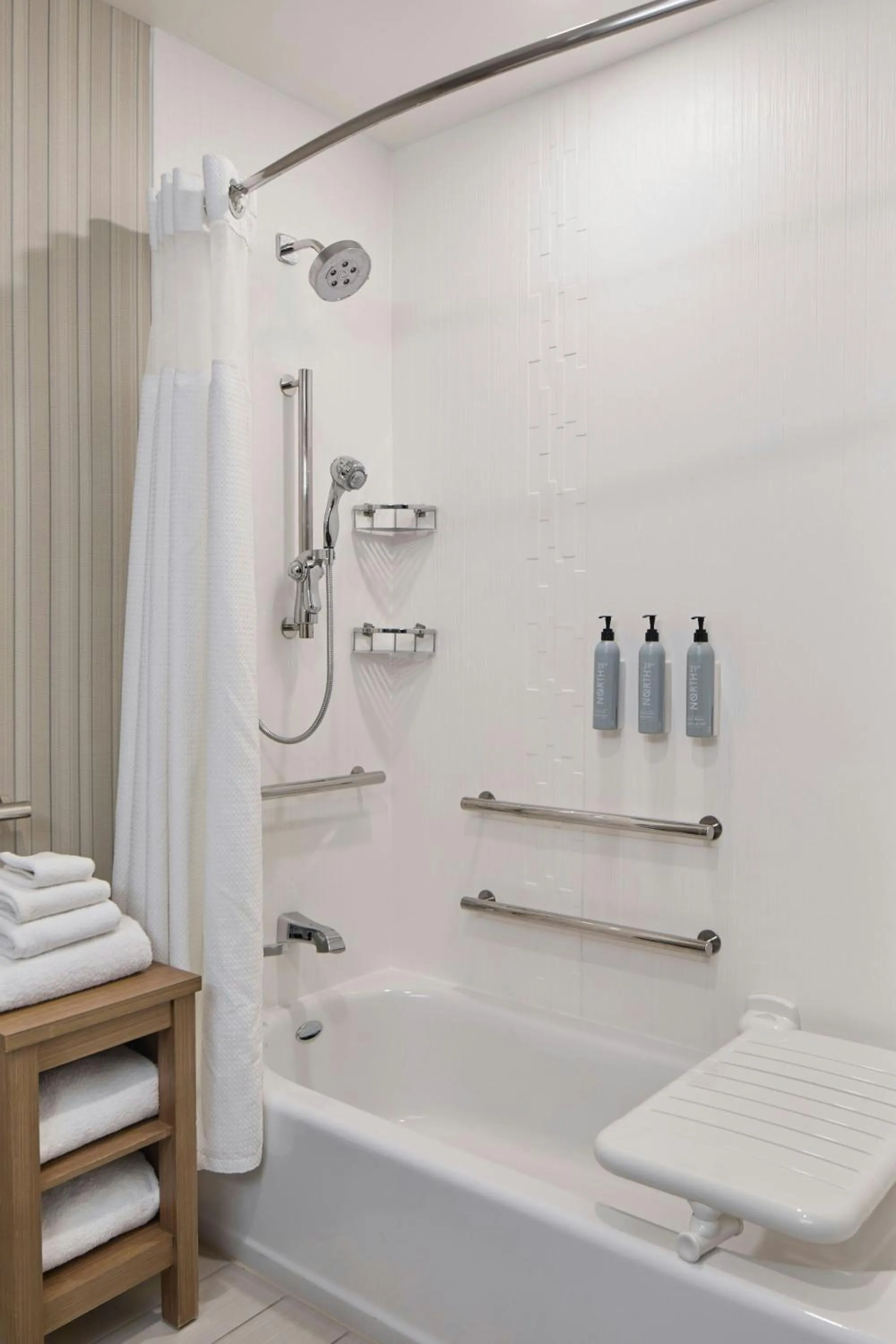 Bathroom in Courtyard by Marriott Albany Troy/Waterfront