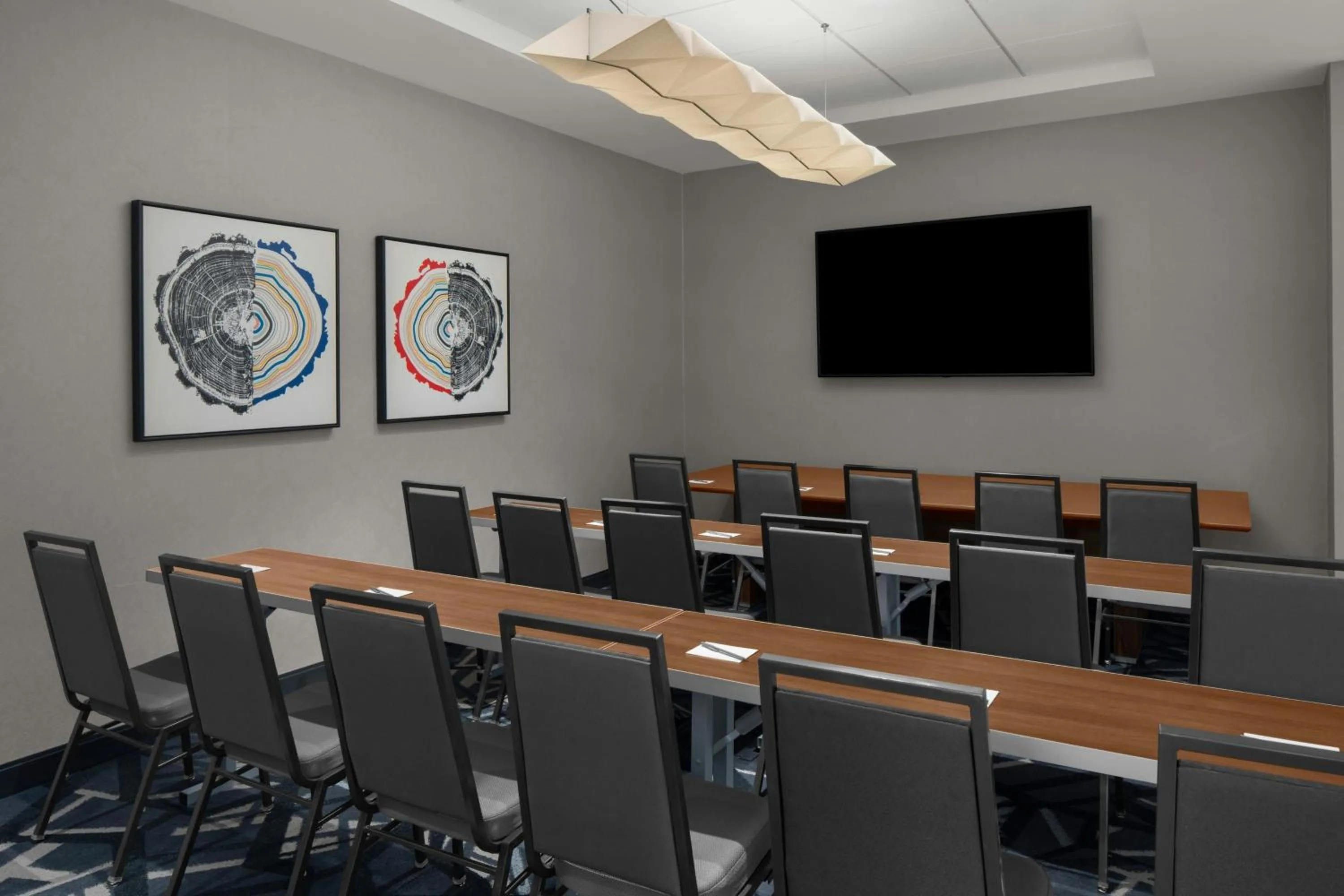 Meeting/conference room in TownePlace Suites by Marriott Columbus Easton Area