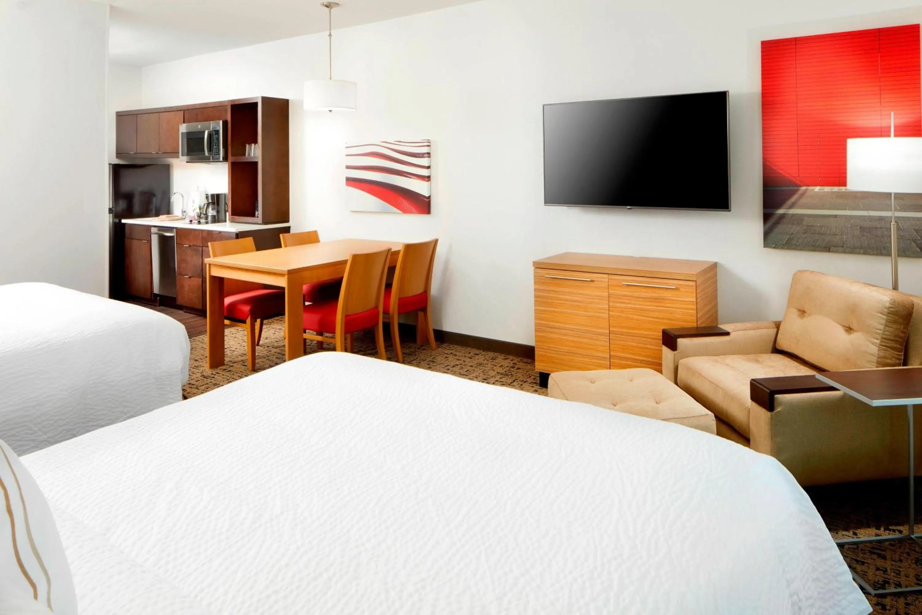 Photo of the whole room, Bed in TownePlace Suites by Marriott Columbus Easton Area