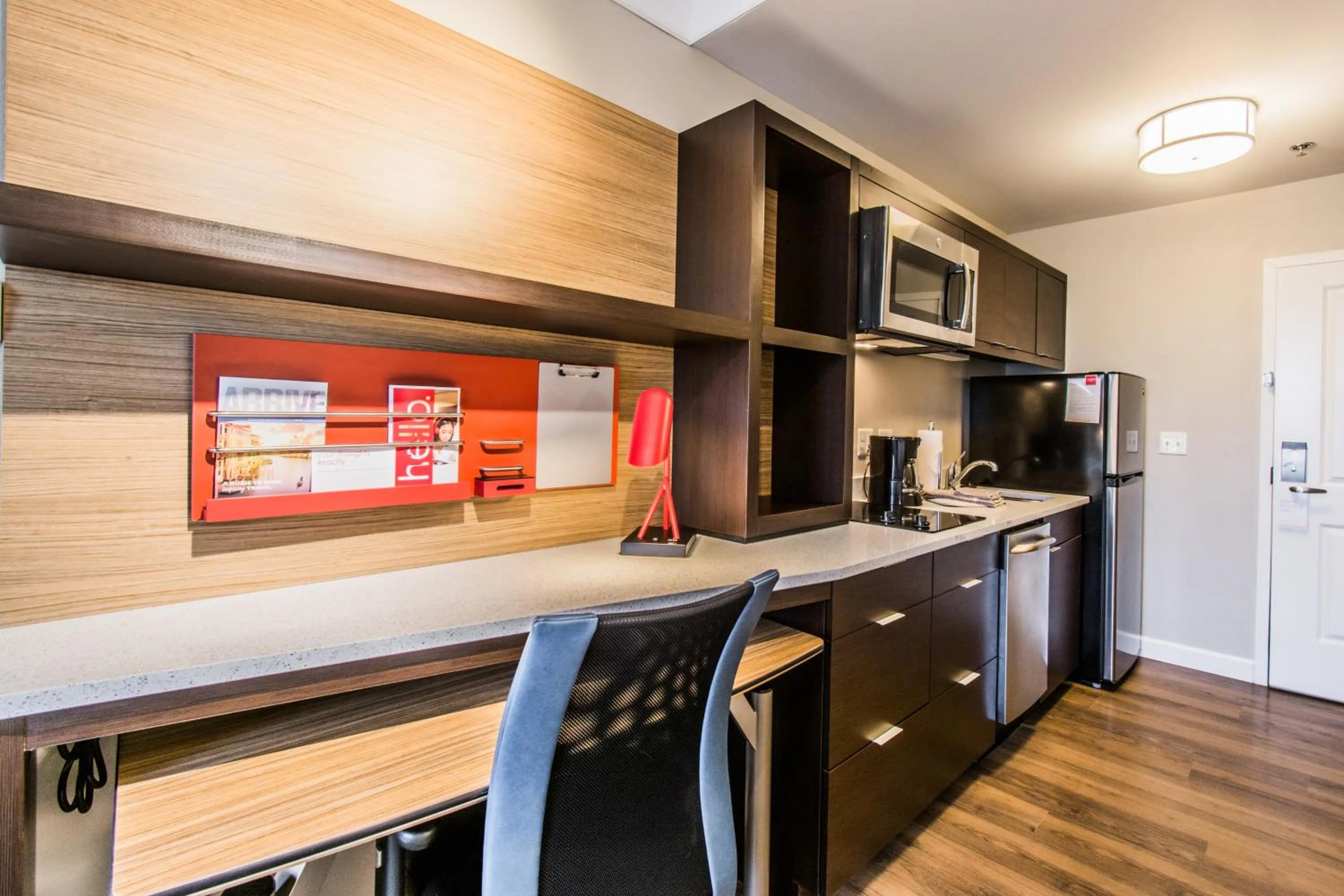 stove in TownePlace Suites by Marriott Evansville Newburgh