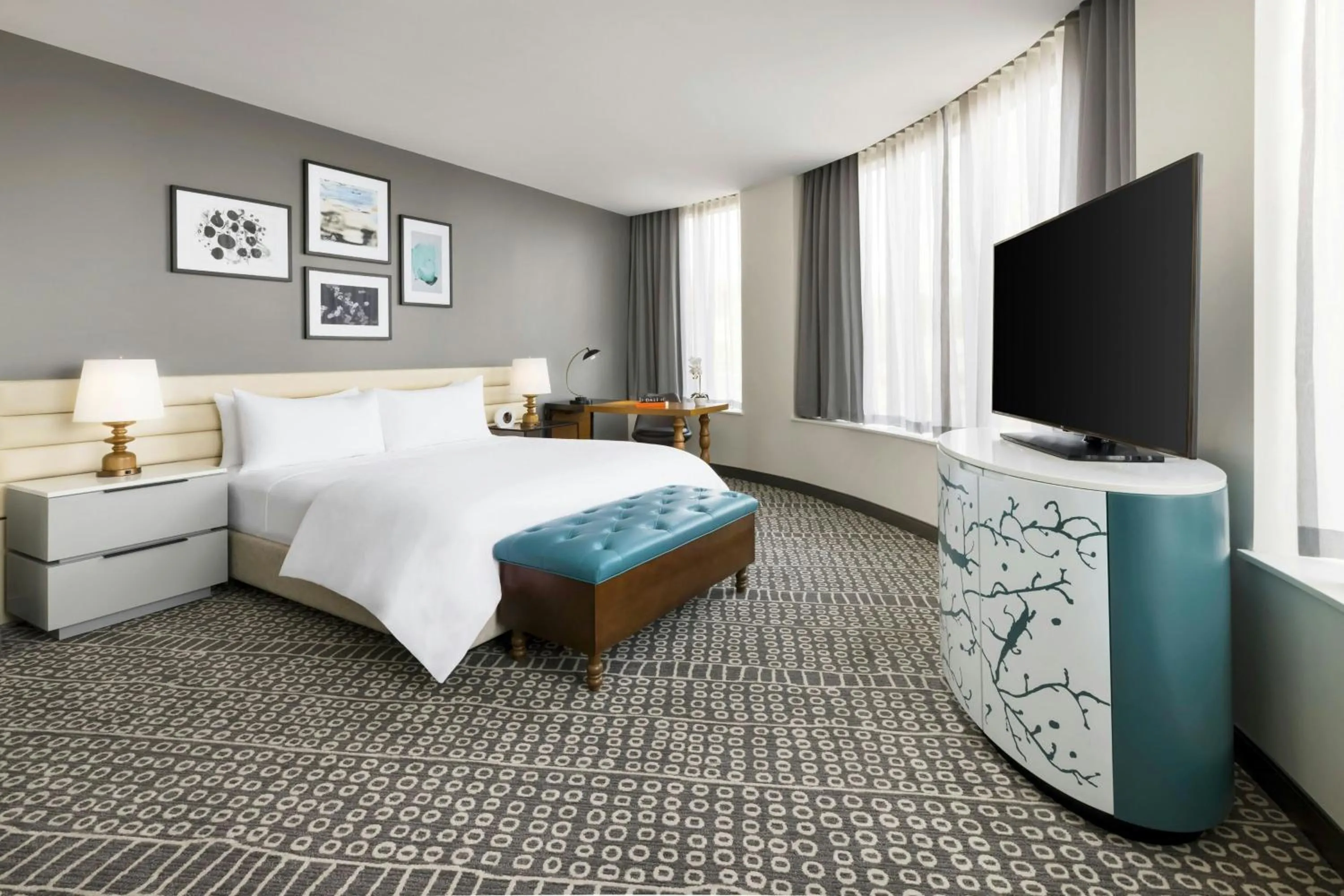 Photo of the whole room, Bed in The MC, Autograph Collection