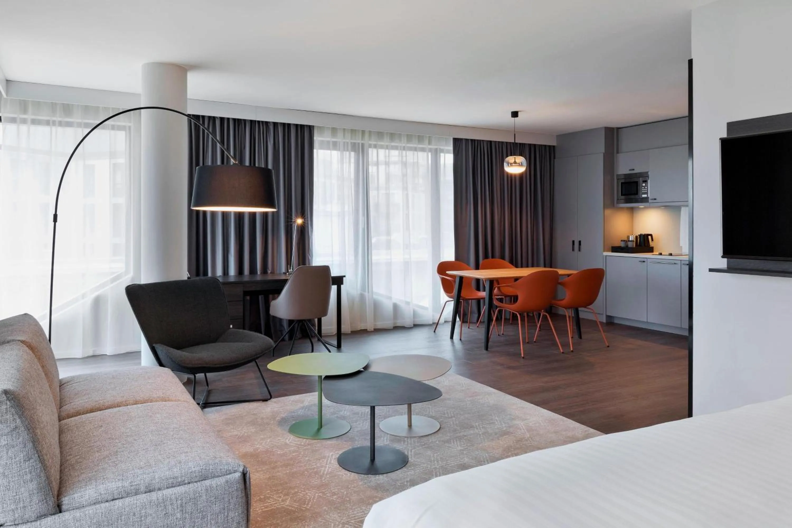 Photo of the whole room in Residence Inn by Marriott Frankfurt City Center